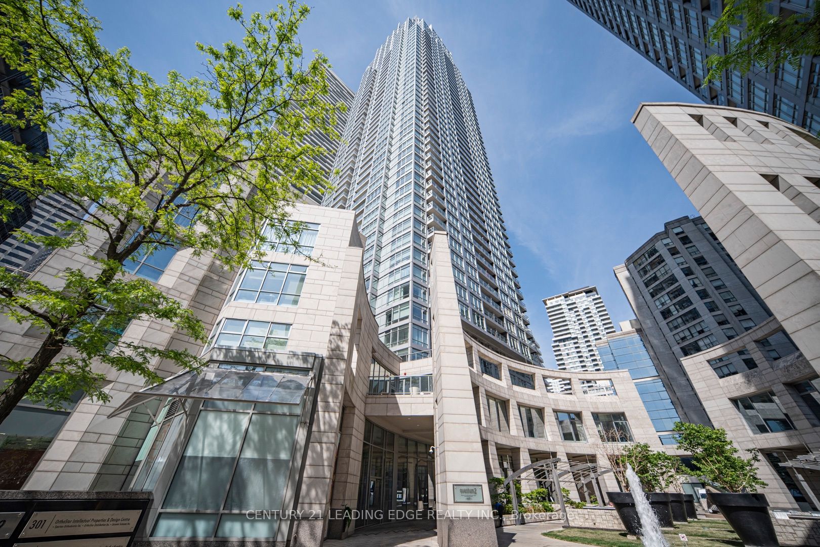 2191 Yonge Street 5104, Toronto, ON M4S 3H8 photo 4