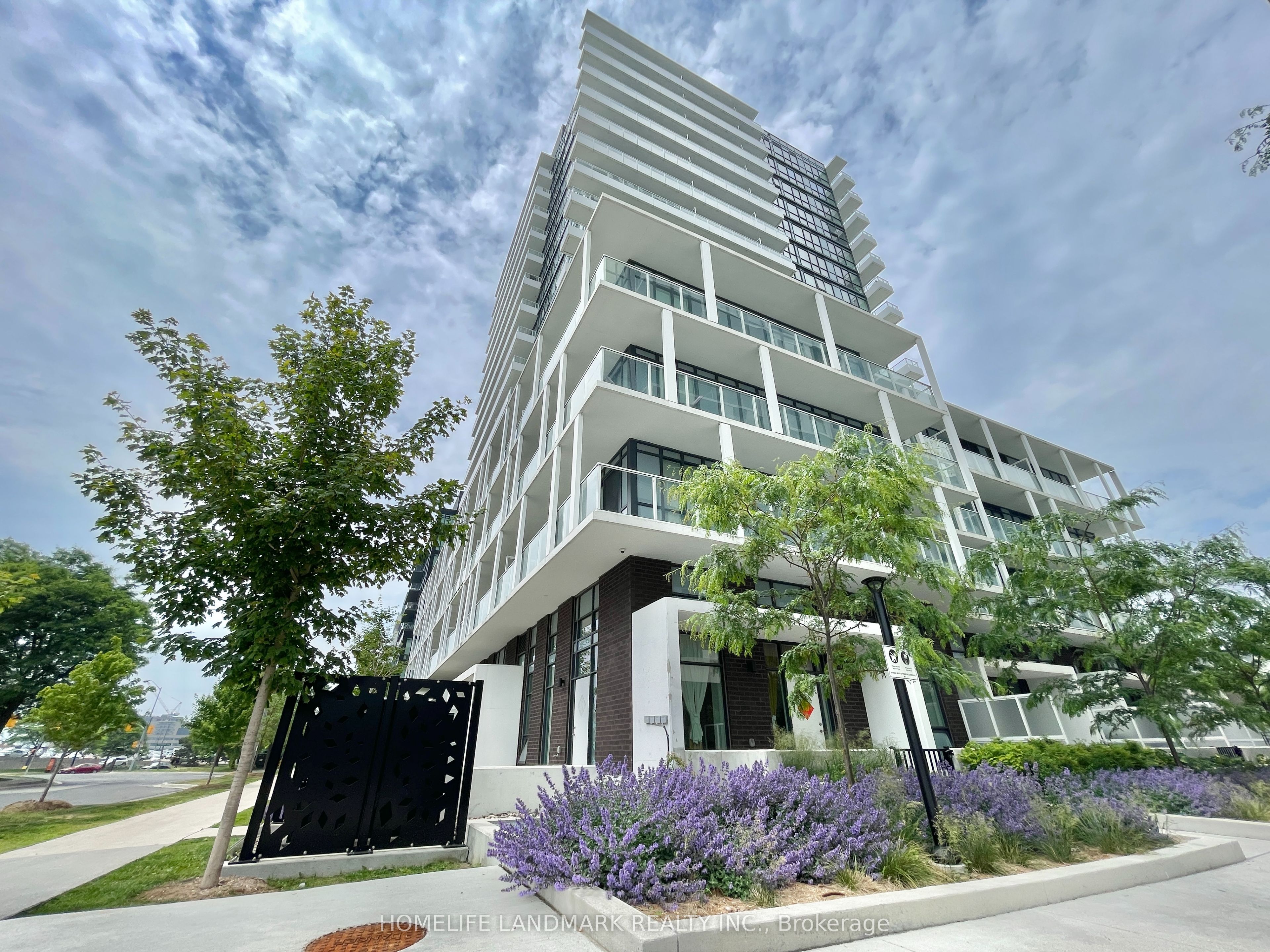 180 Fairview Mall Drive 103, Toronto, ON M2J 0G4 photo 2