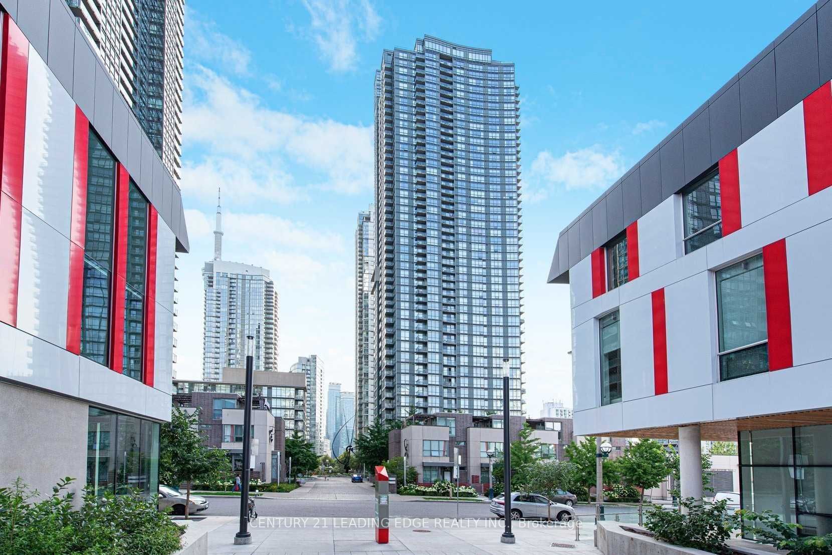 11 Brunel Court 201, Toronto, ON M5V 3Y3 photo 2