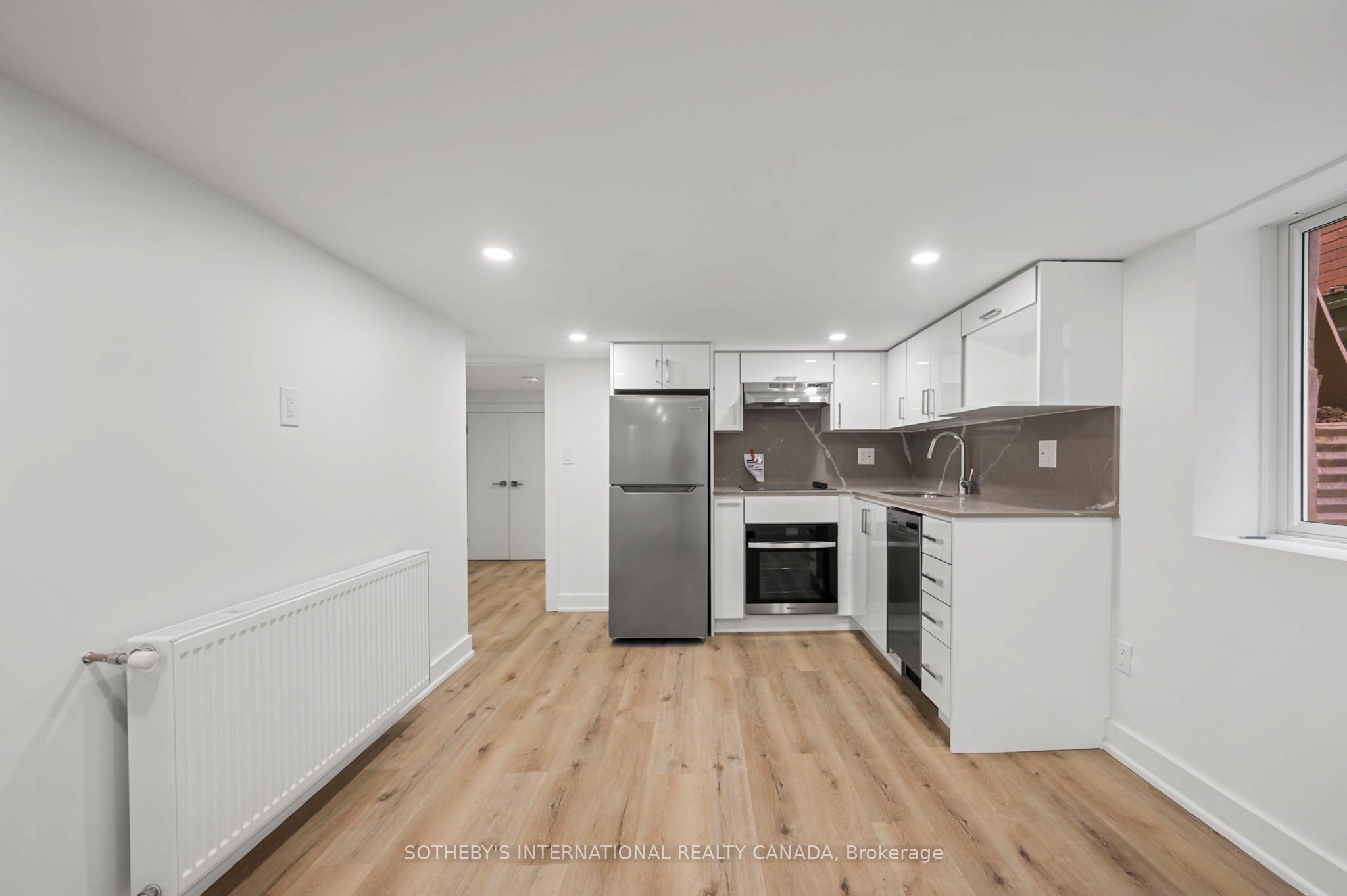 28 Strathgowan Avenue Bsmnt, Toronto, ON M4N 1B9 photo 4