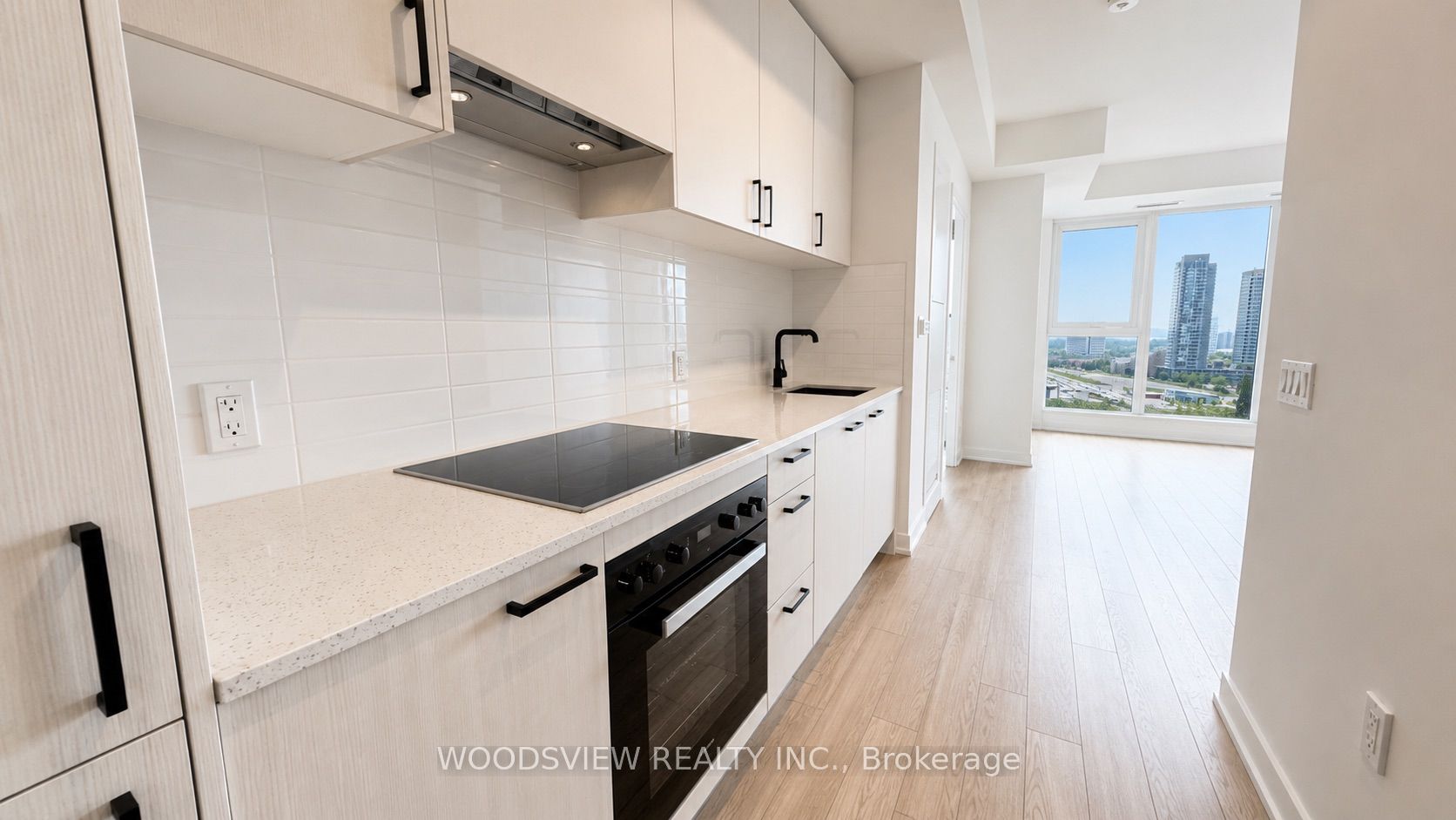 5 Quarrington Lane 1406, Toronto, ON M3C 0S5 photo 2