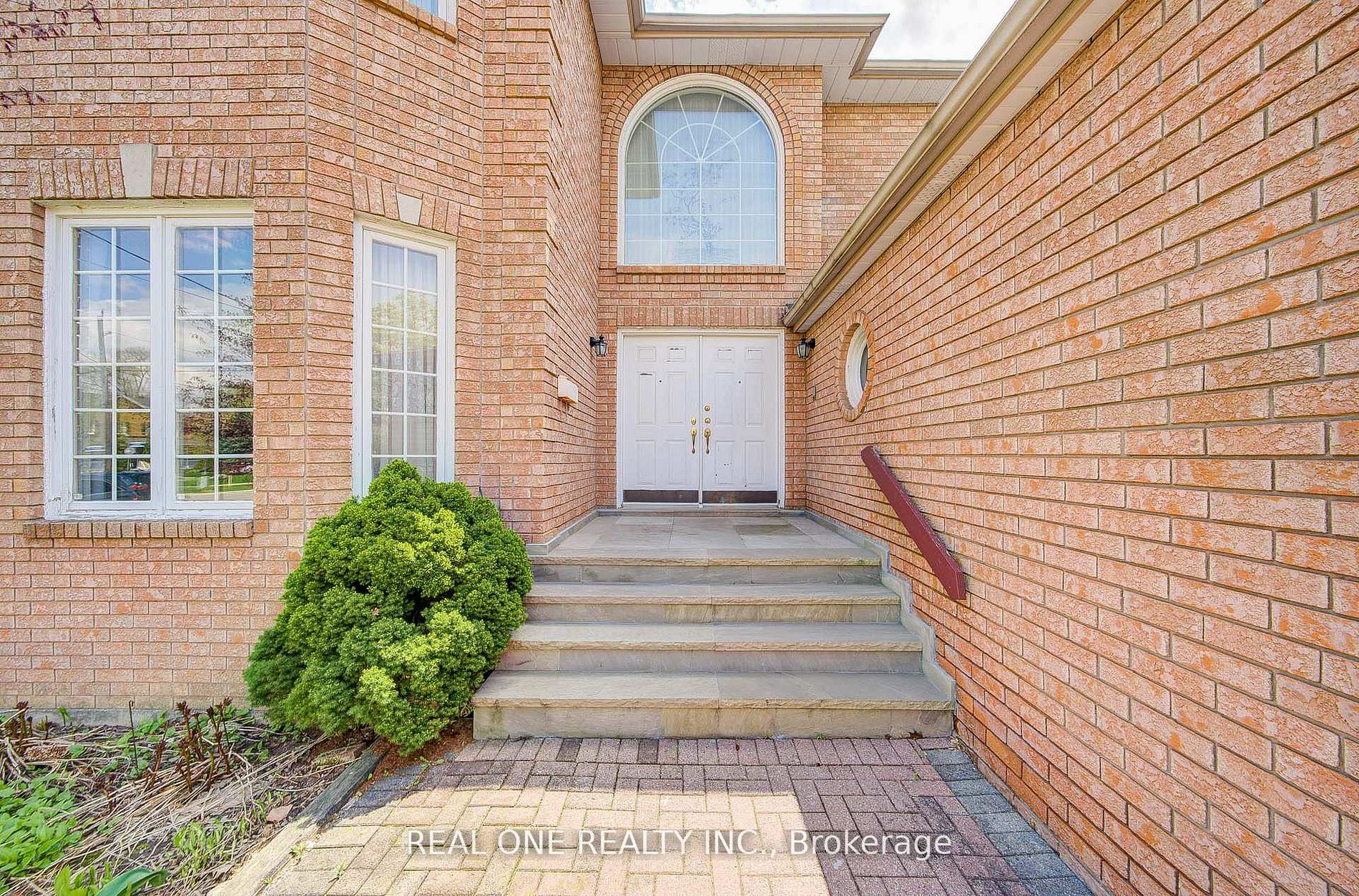 261 Mckee Avenue, Toronto, ON M2N 4E2 photo 2