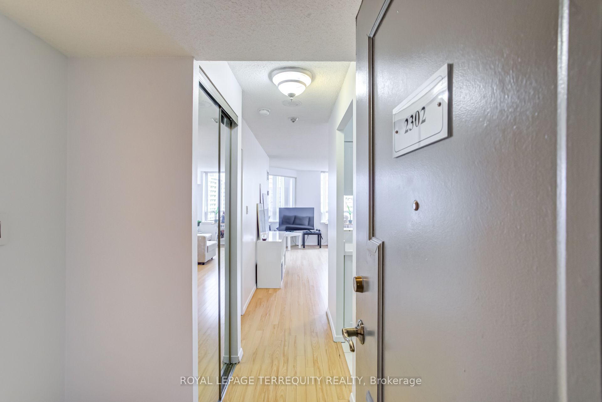 5795 Yonge Street 413, Toronto, ON M2M 4J3 photo 5