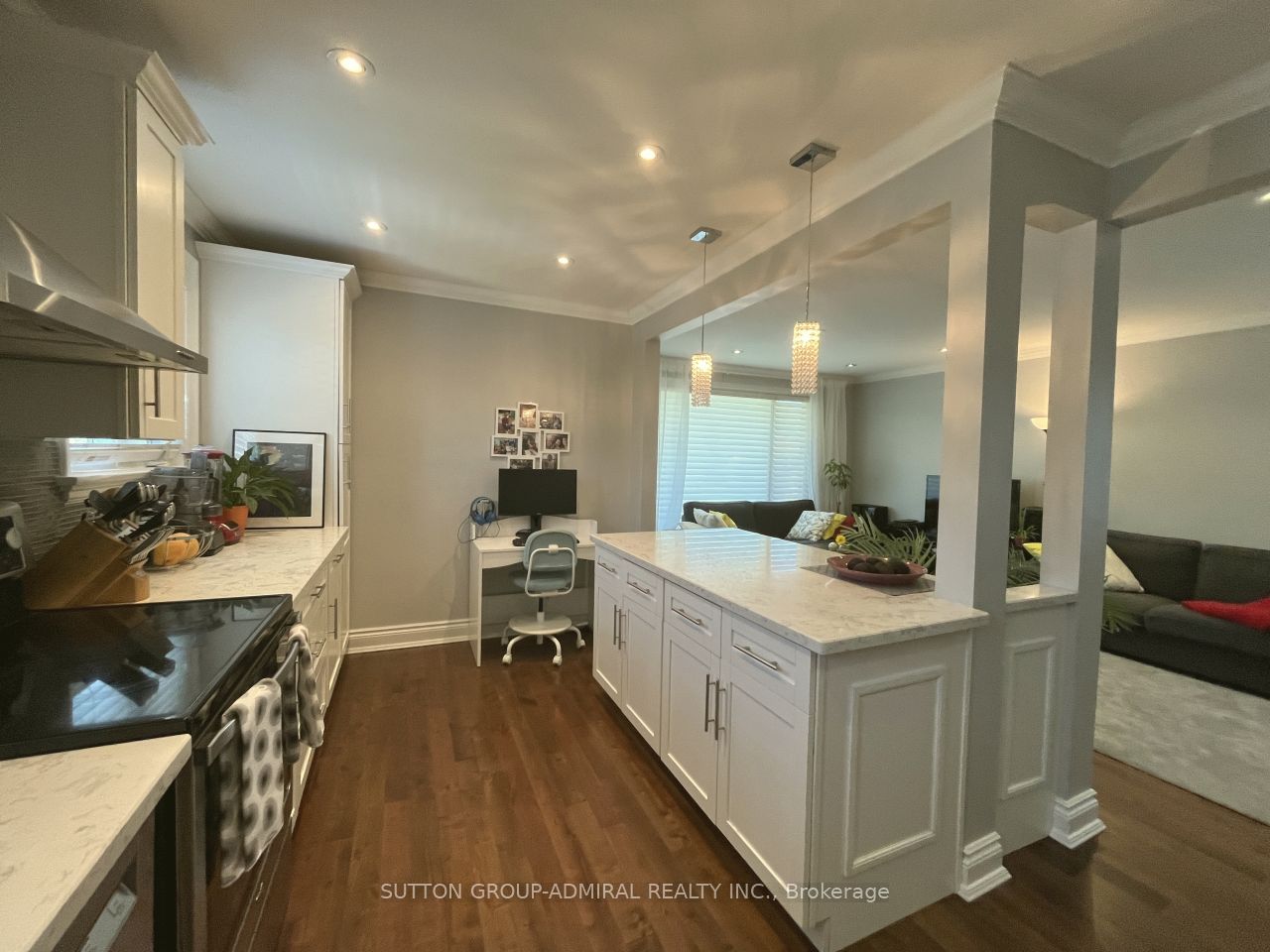 81 Searle Avenue, Toronto, ON M3H 4A6 photo 3