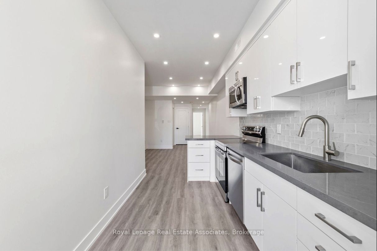 531 Delaware Avenue N, Toronto, ON M6H 2V3 photo 5