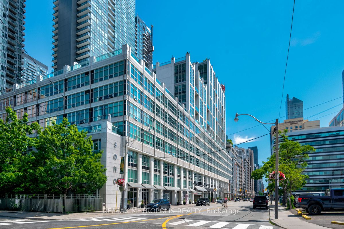 350 Wellington Street W 214, Toronto, ON M5V 3W9