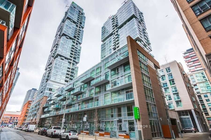 30 Nelson Street 2306, Toronto, ON M5V 0H5
