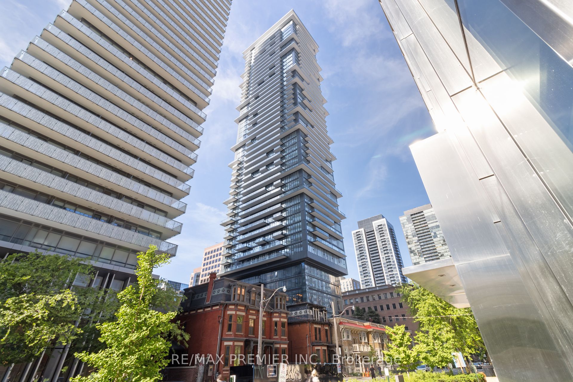 634 Church Street 3807, Toronto, ON M4Y 0G9 photo 2