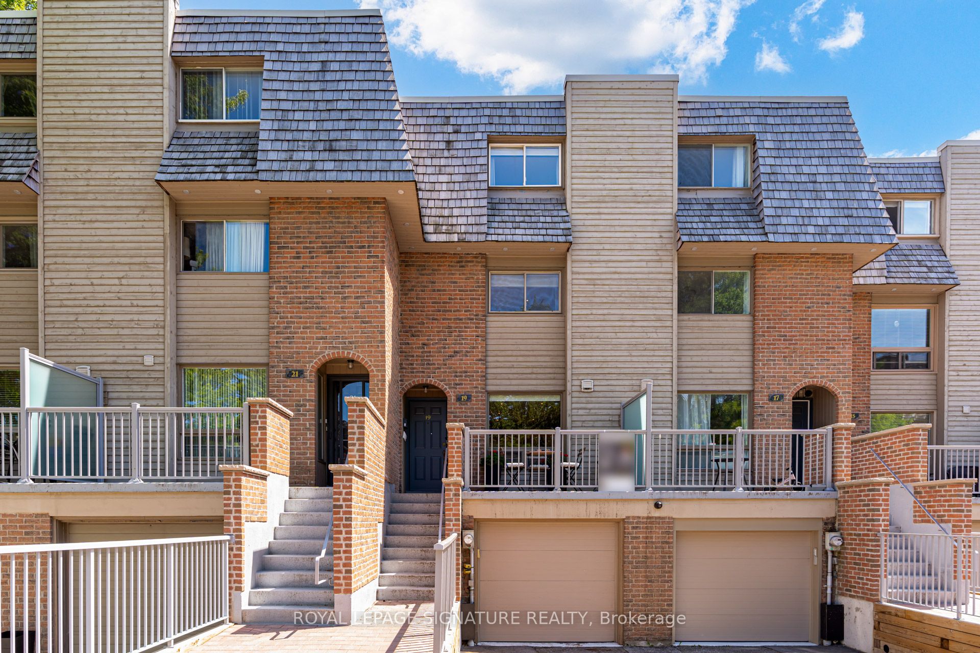 19 Wax Myrtle Way, Toronto, ON M3B 3K6