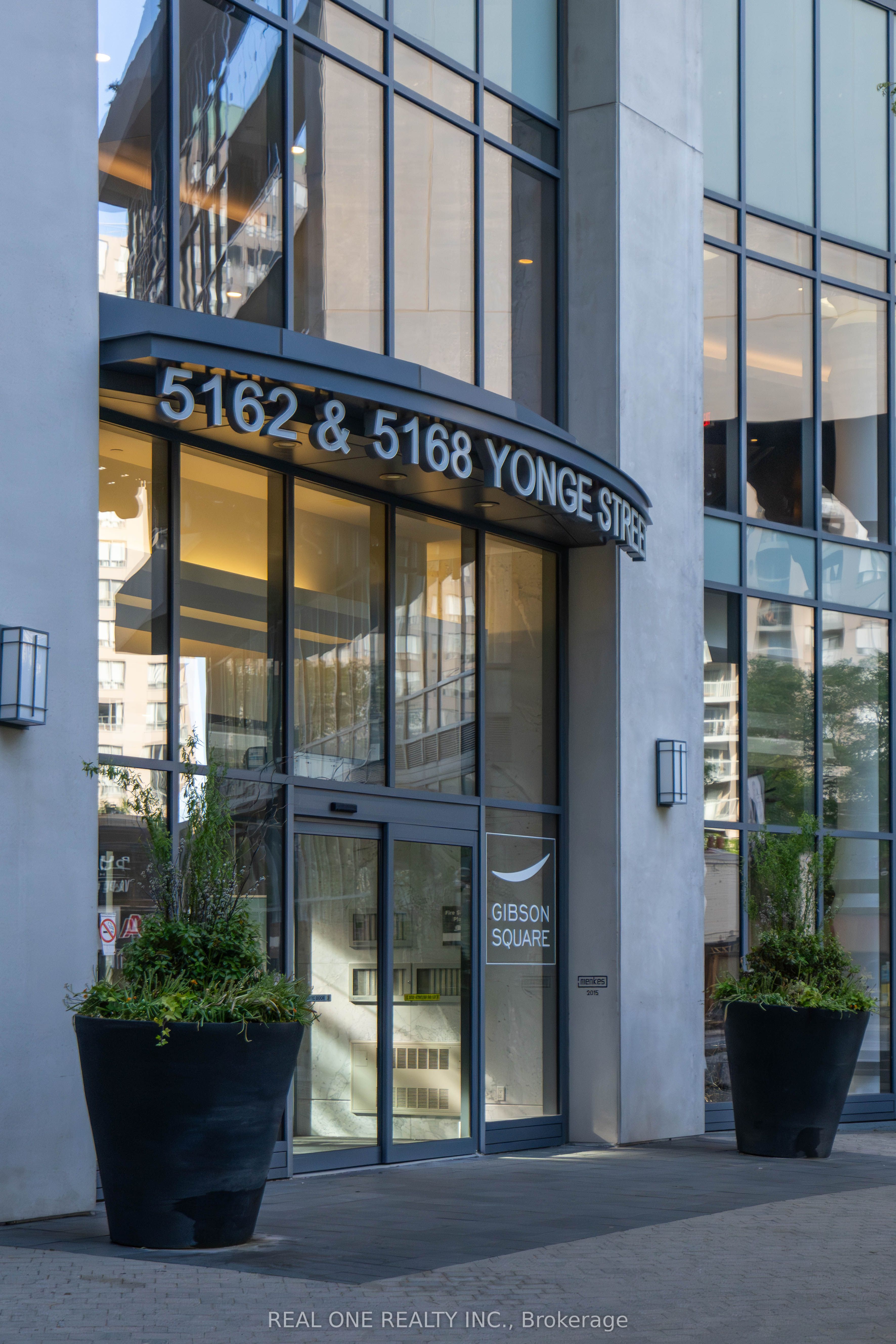 5168 Yonge Street 1107, Toronto, ON M2N 5P6