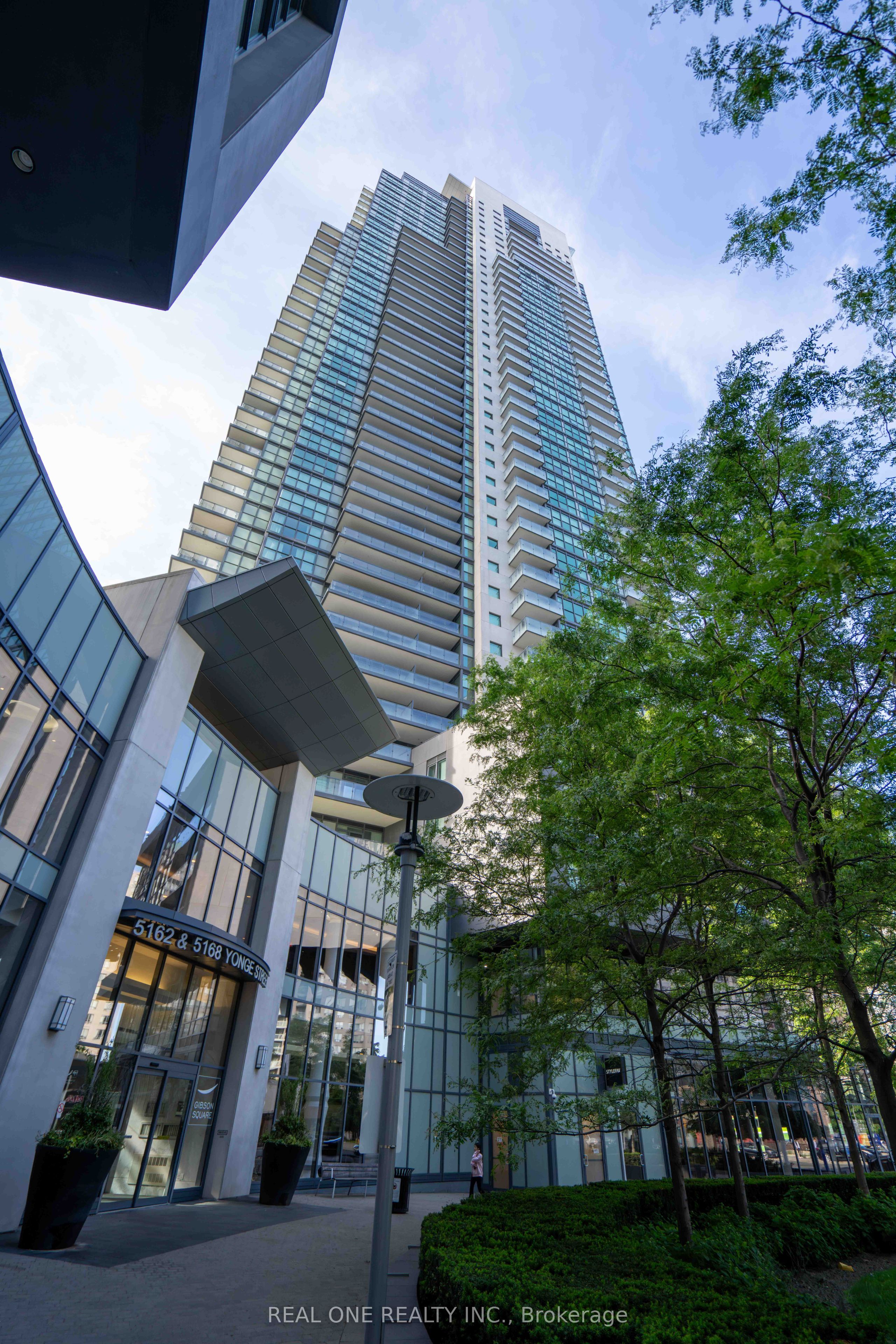 5168 Yonge Street 1107, Toronto, ON M2N 5P6 photo 2