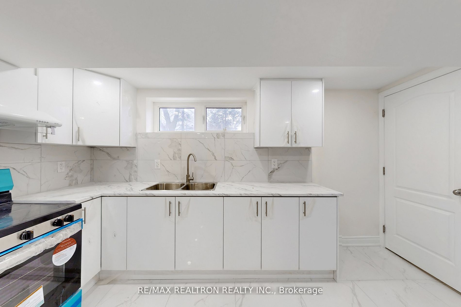 6 Deering Crescent, Toronto, ON M2M 2A3 photo 5