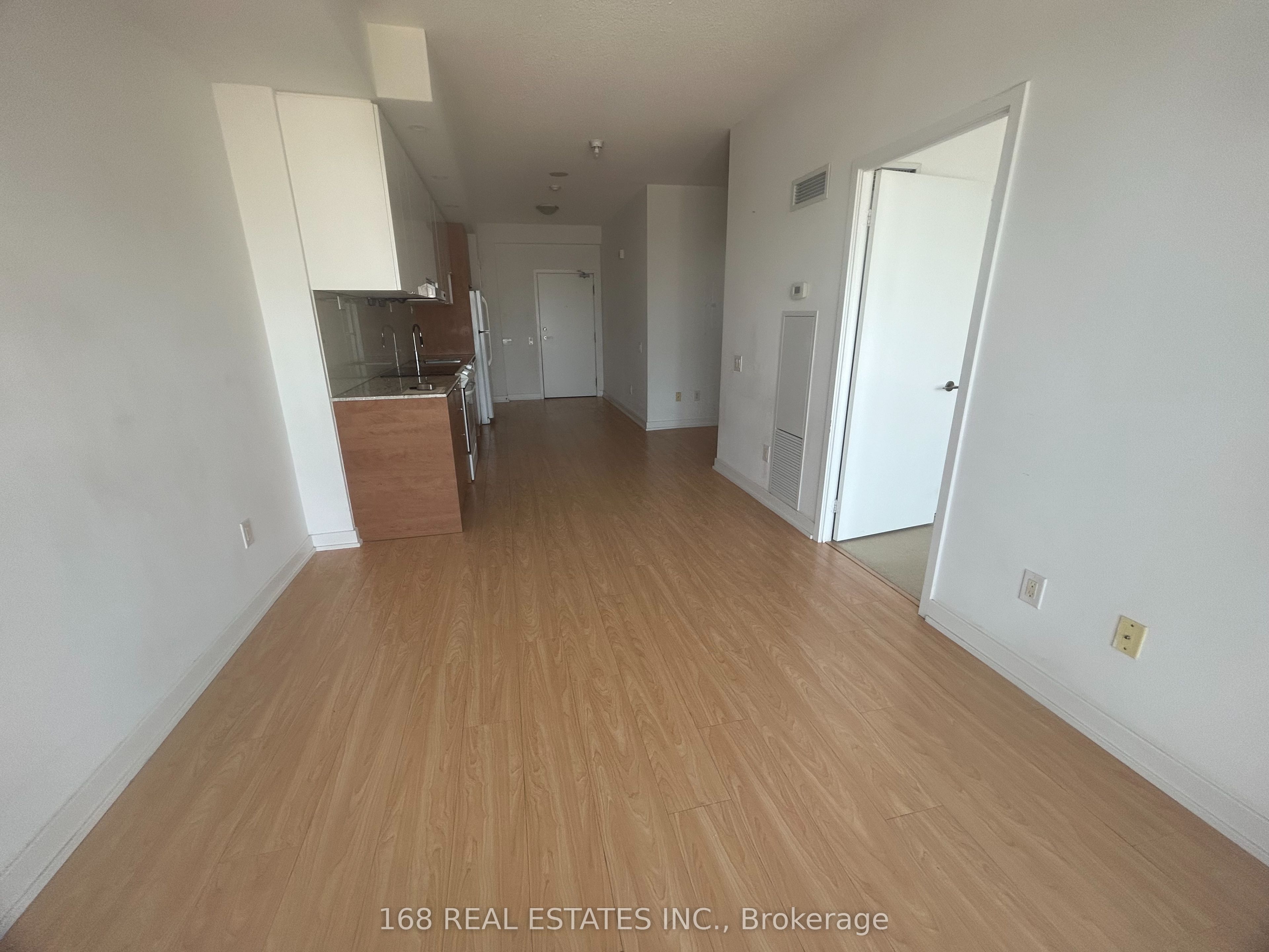 121 McMahon Drive 2002, Toronto, ON M2K 0C1 photo 2