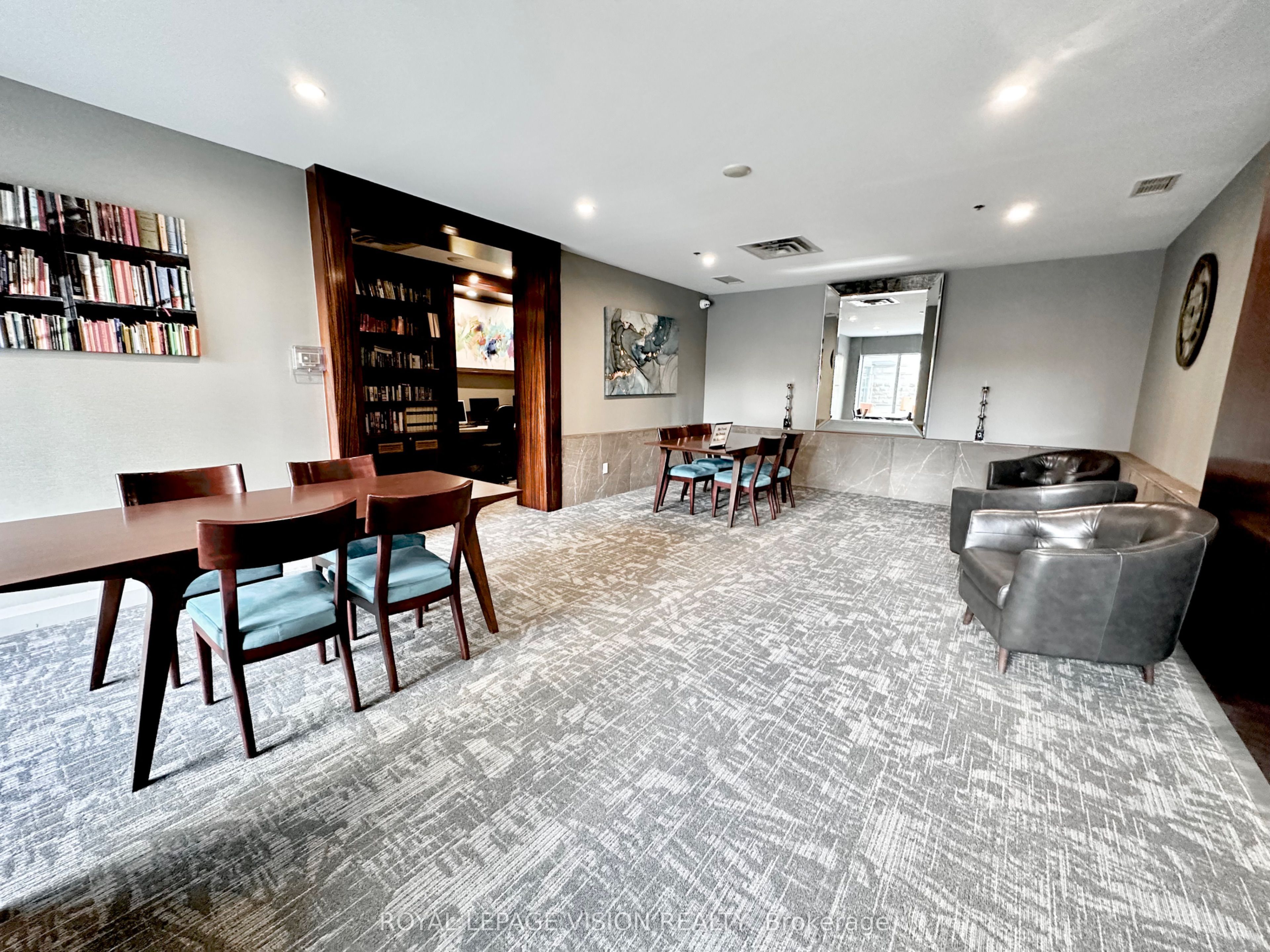 17 Barberry Place 1112, Toronto, ON M2K 3E6 photo 3