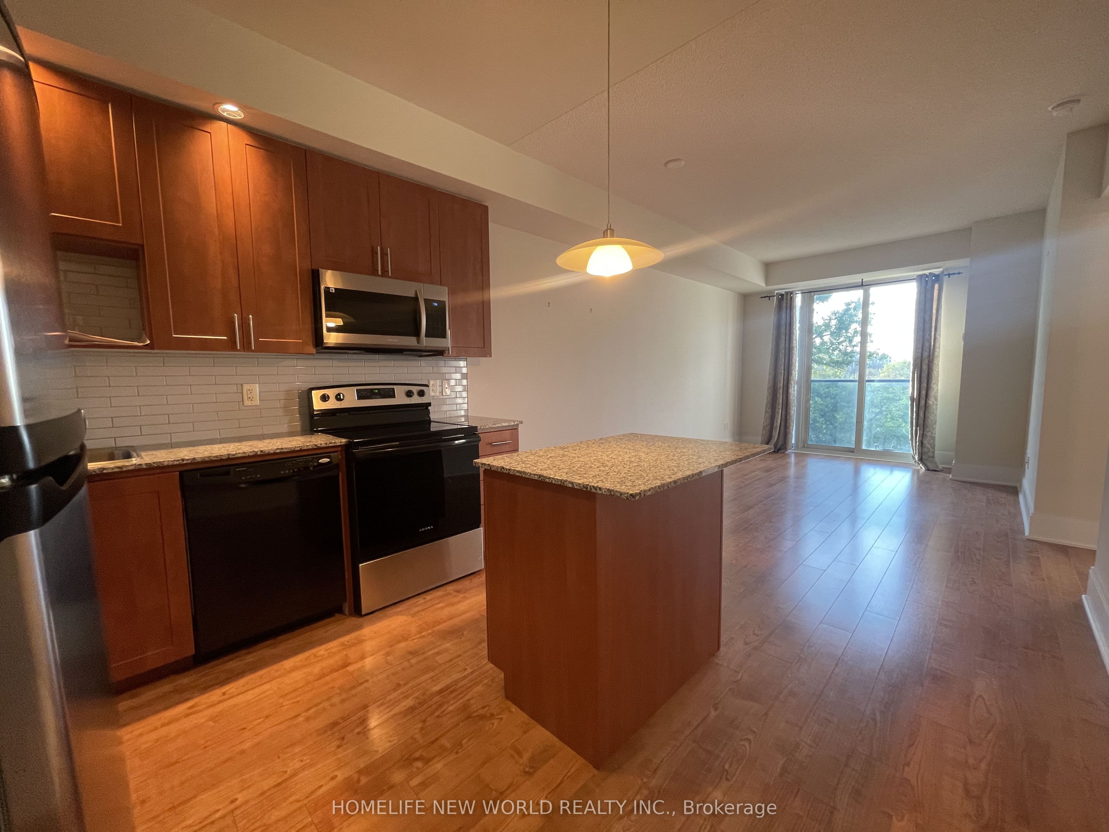 181 Wynford Drive 610, Toronto, ON M3C 0C6 photo 4