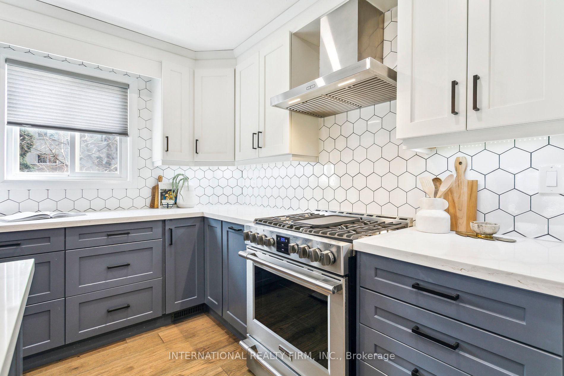 50 Denison Avenue, Toronto, ON M5T 2M8 photo 4