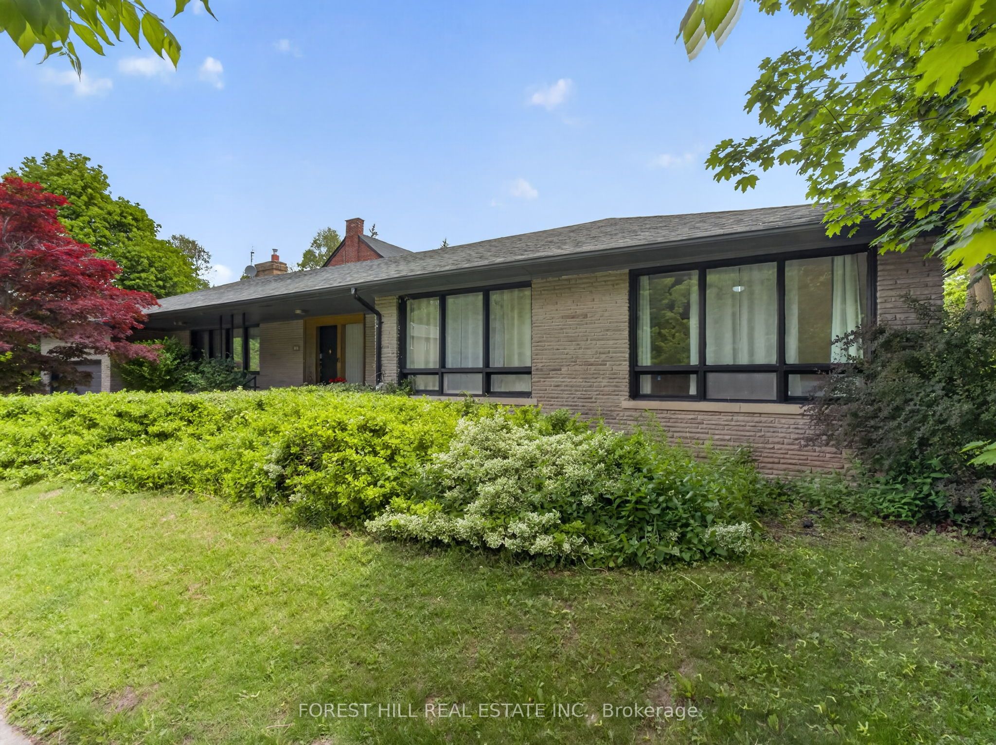 3 Glen Rush Boulevard, Toronto, ON M5N 2T2 photo 2