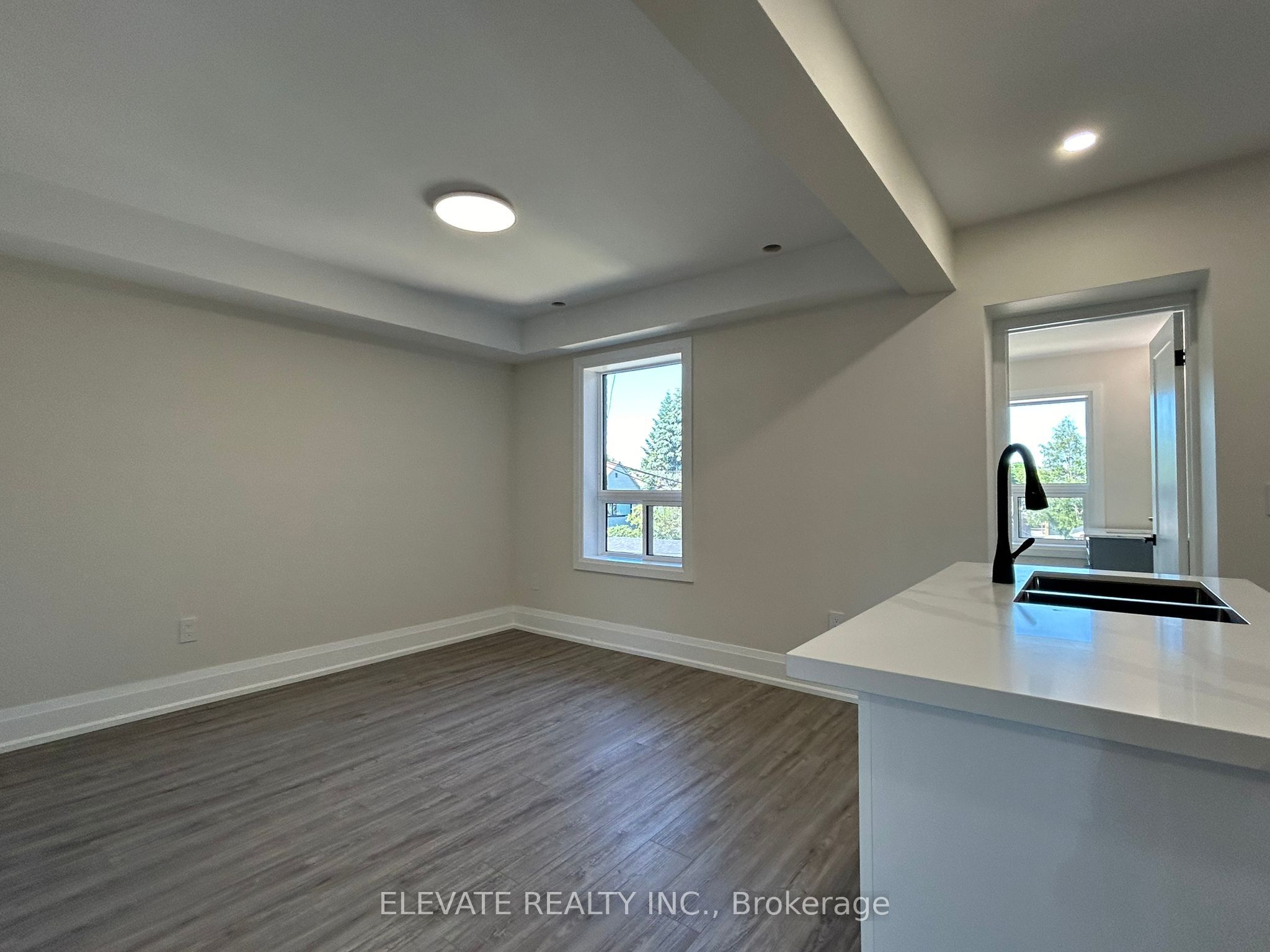 624 Christie Street 2, Toronto, ON M6G 3E5 photo 5