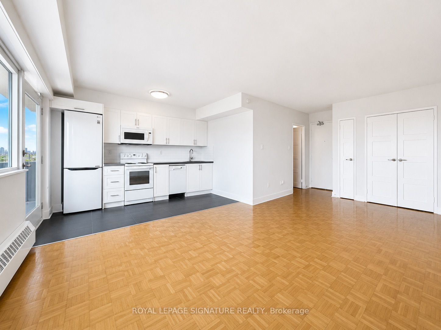 276 St George Street 908, Toronto, ON M5R 2P6 photo 2