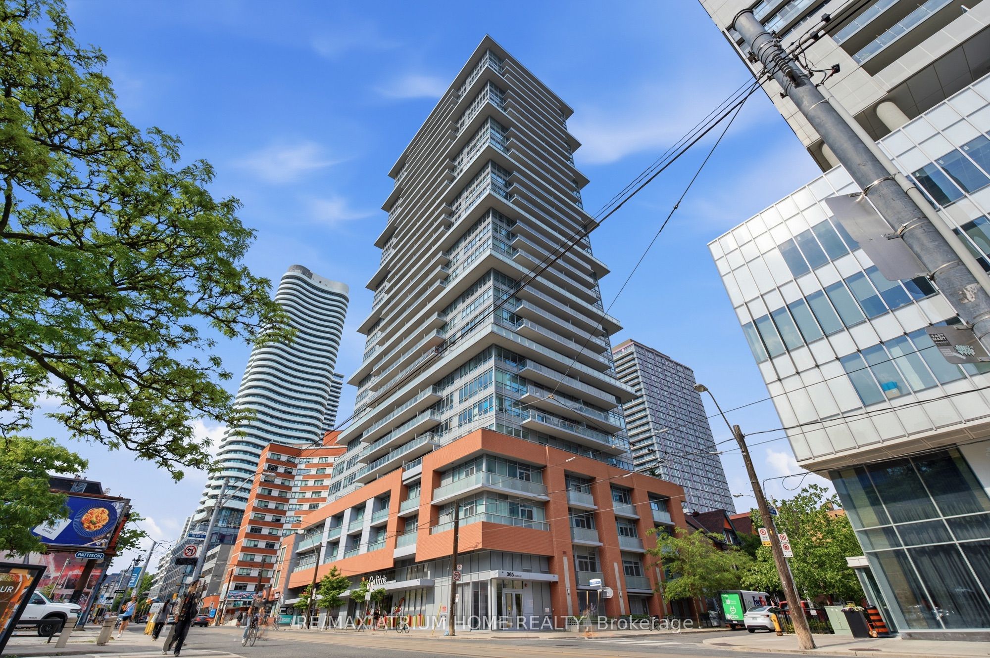 365 Church Street 2106, Toronto, ON M5B 1Z9
