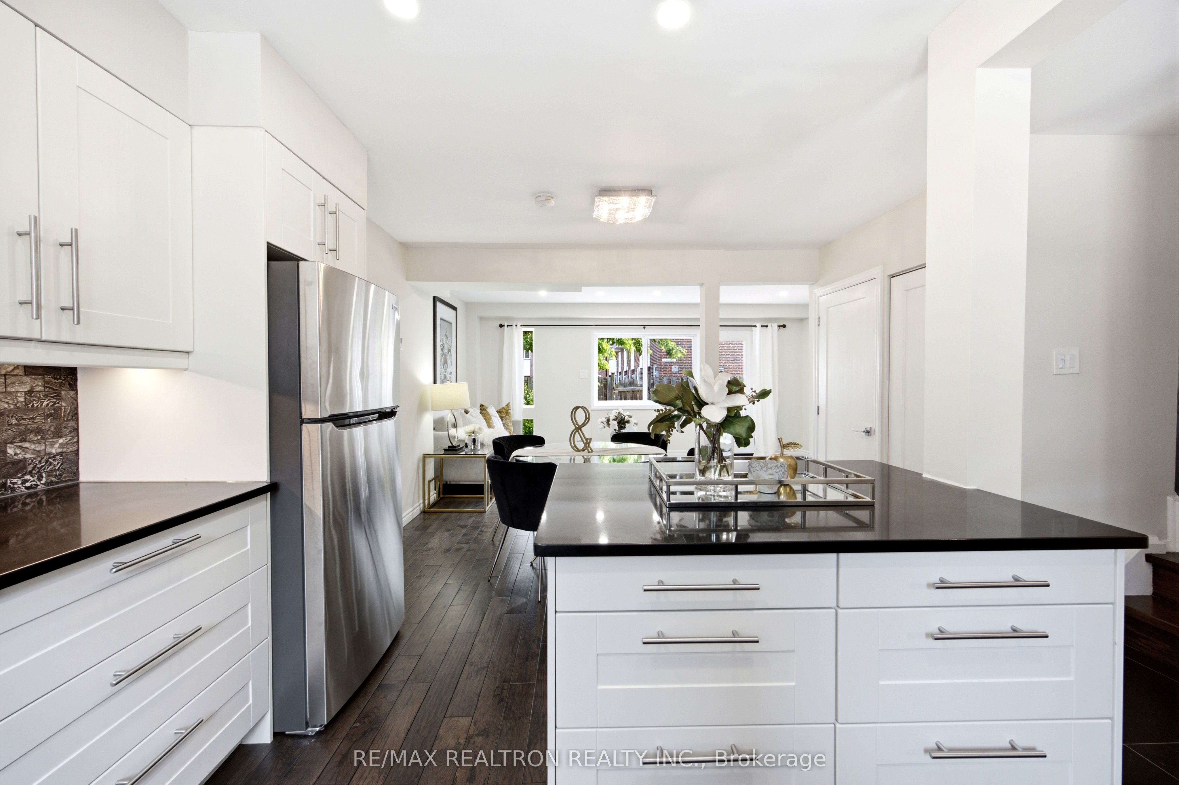 69 Godstone Road 118, Toronto, ON M2J 3C8 photo 3