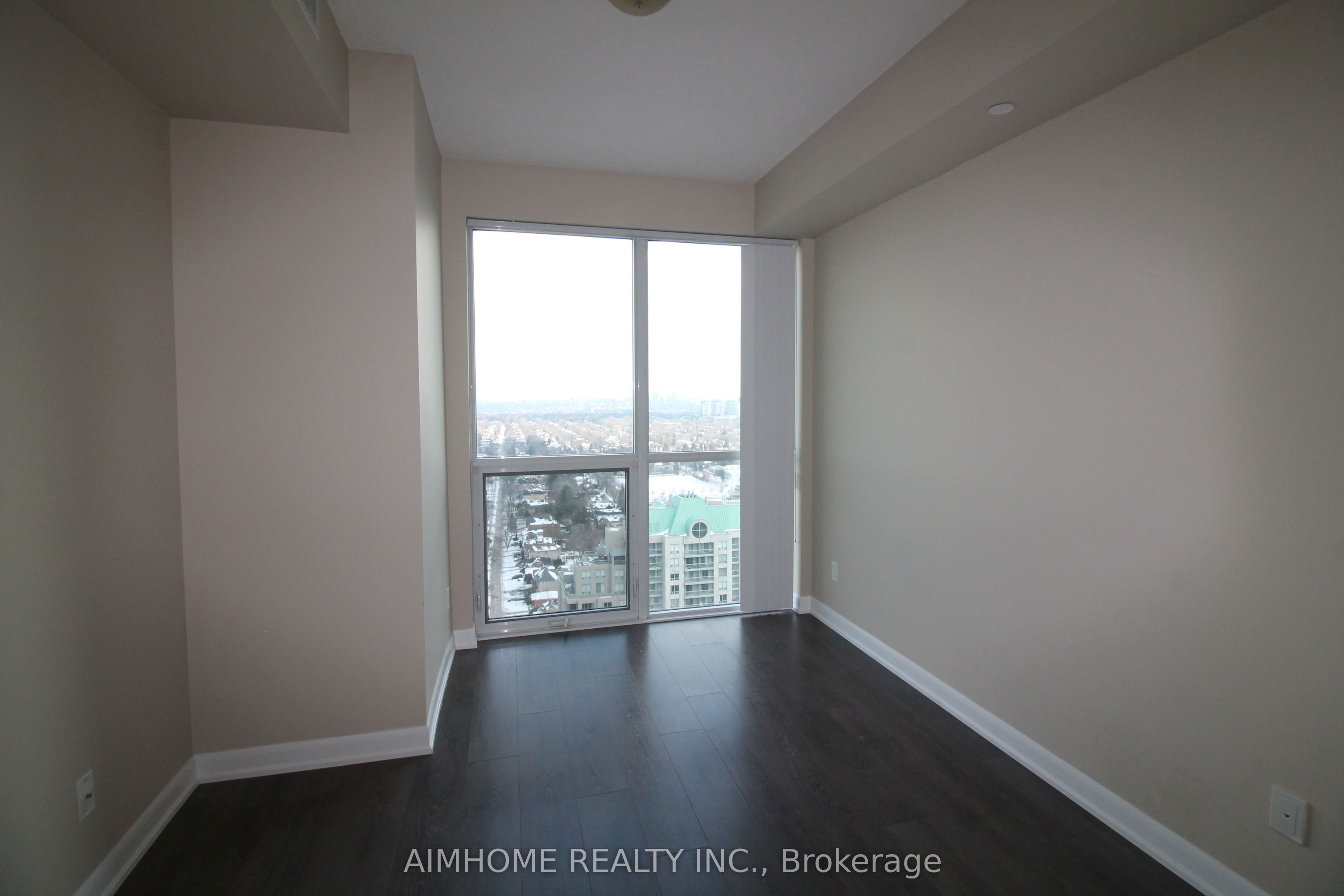5168 Yonge Street 3209, Toronto, ON M2N 0G1 photo 2