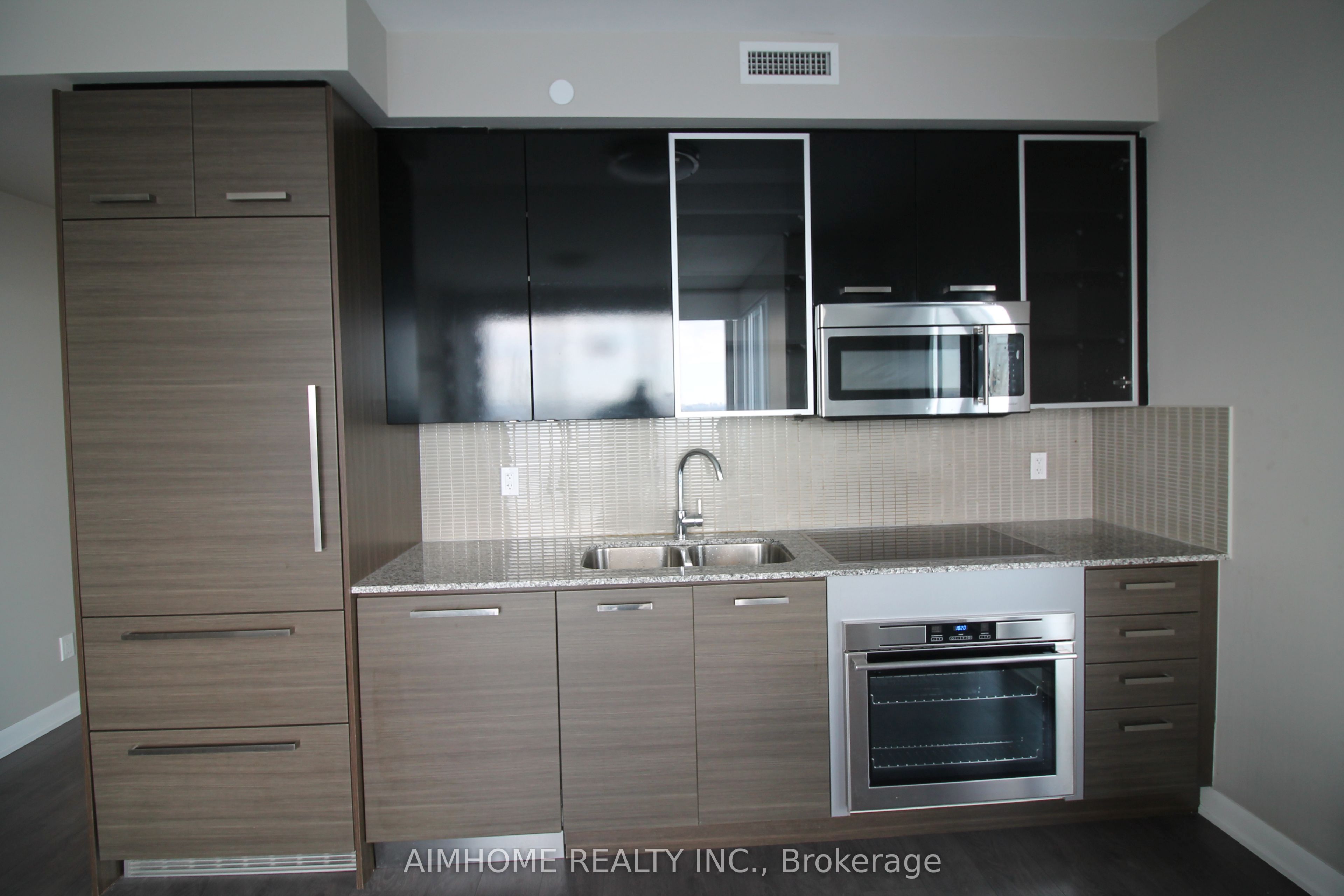 5168 Yonge Street 3209, Toronto, ON M2N 0G1 photo 4