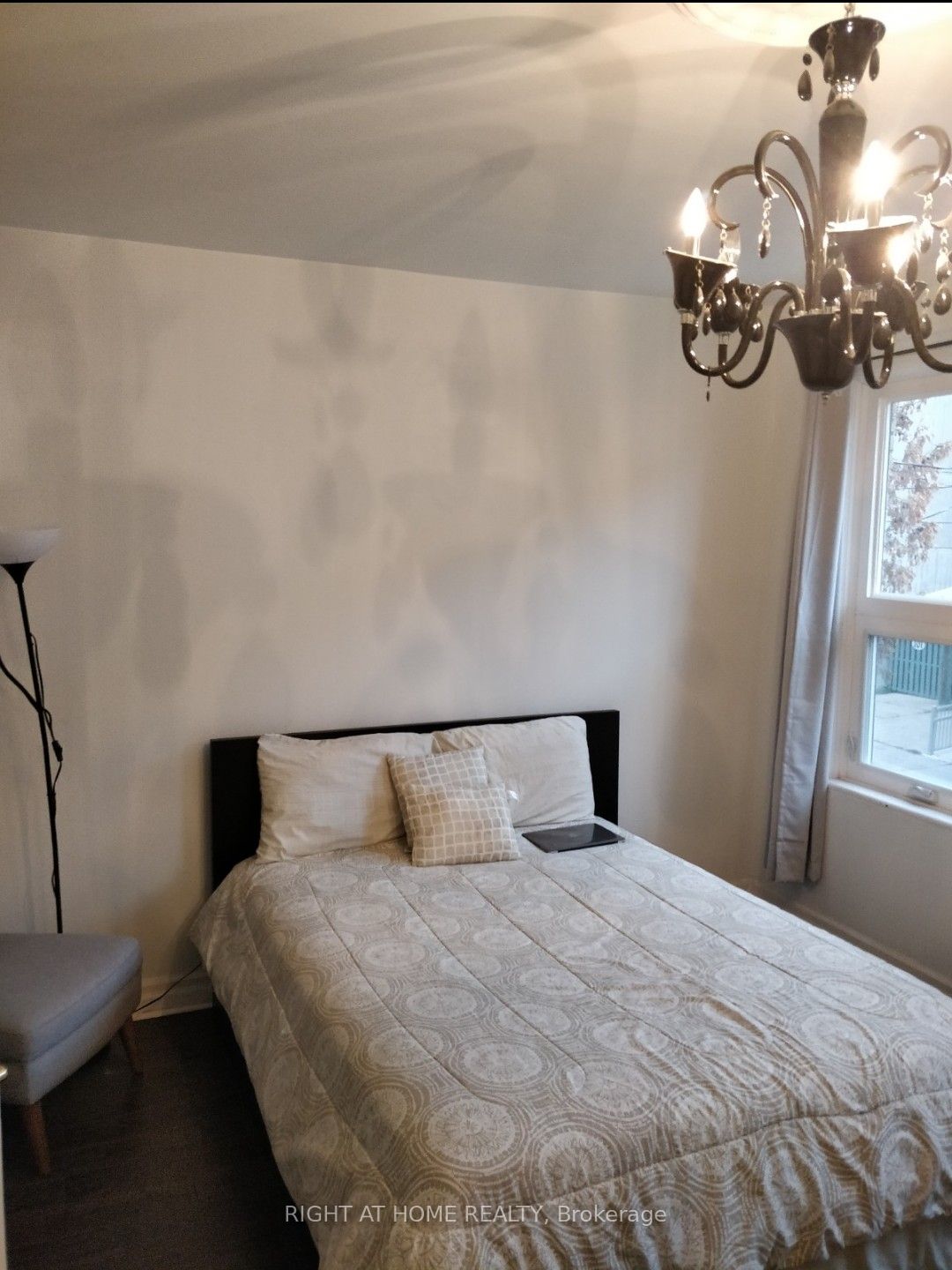 104 Bleecker Street 2, Toronto, ON M4X 1L8 photo 5