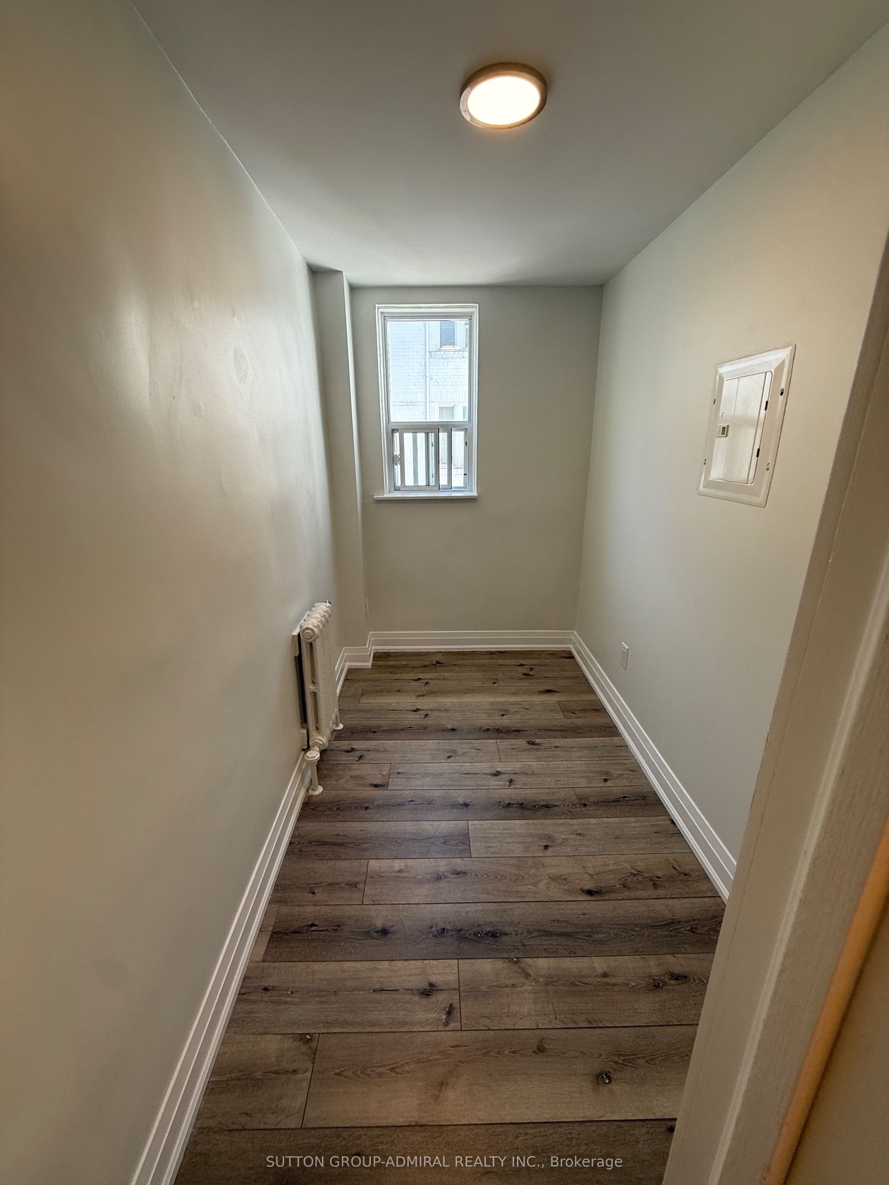 697 Eglinton Avenue W 304, Toronto, ON M5N 1C6 photo 5