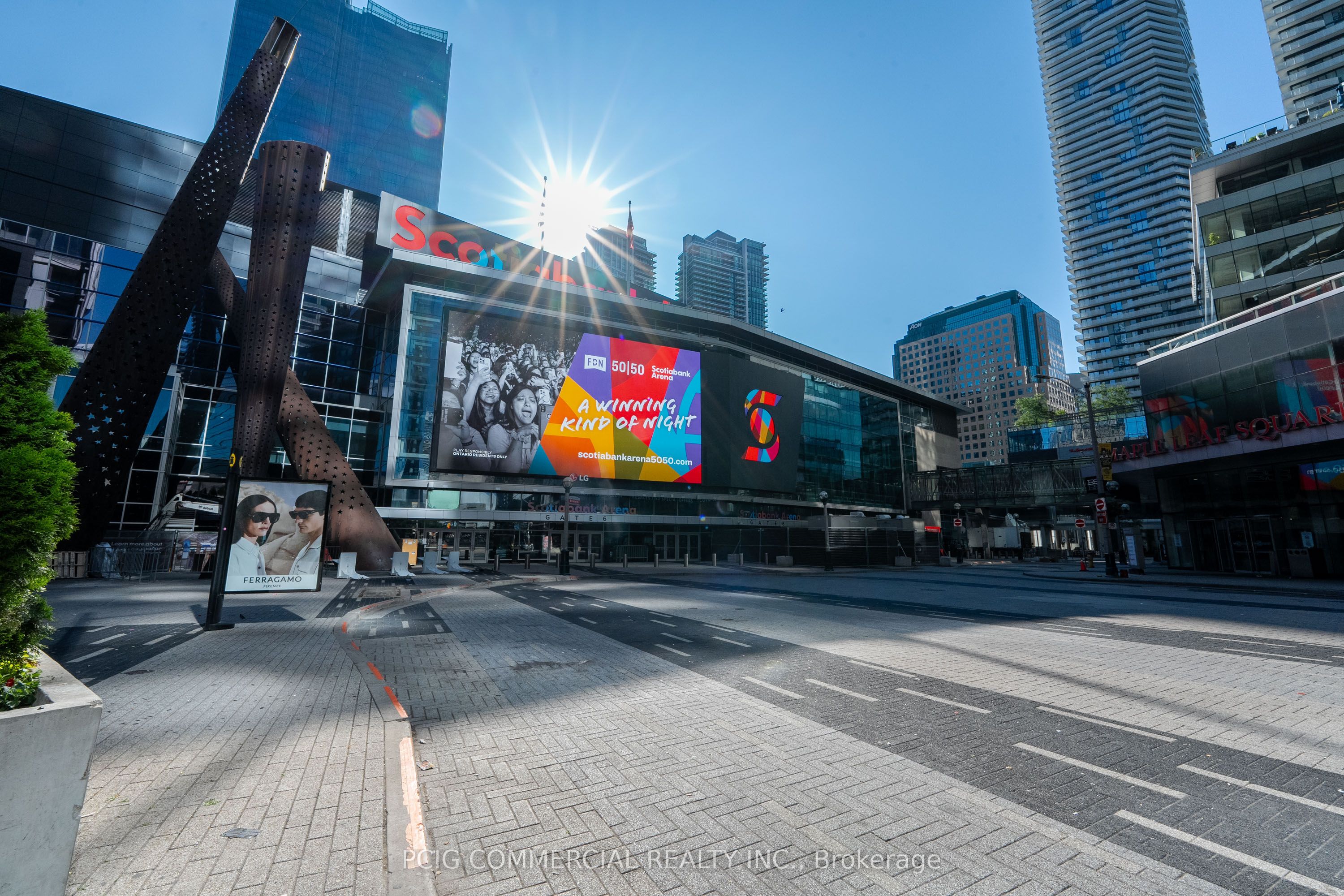 55 Bremner Boulevard 3307, Toronto, ON M5J 0A6 photo 3
