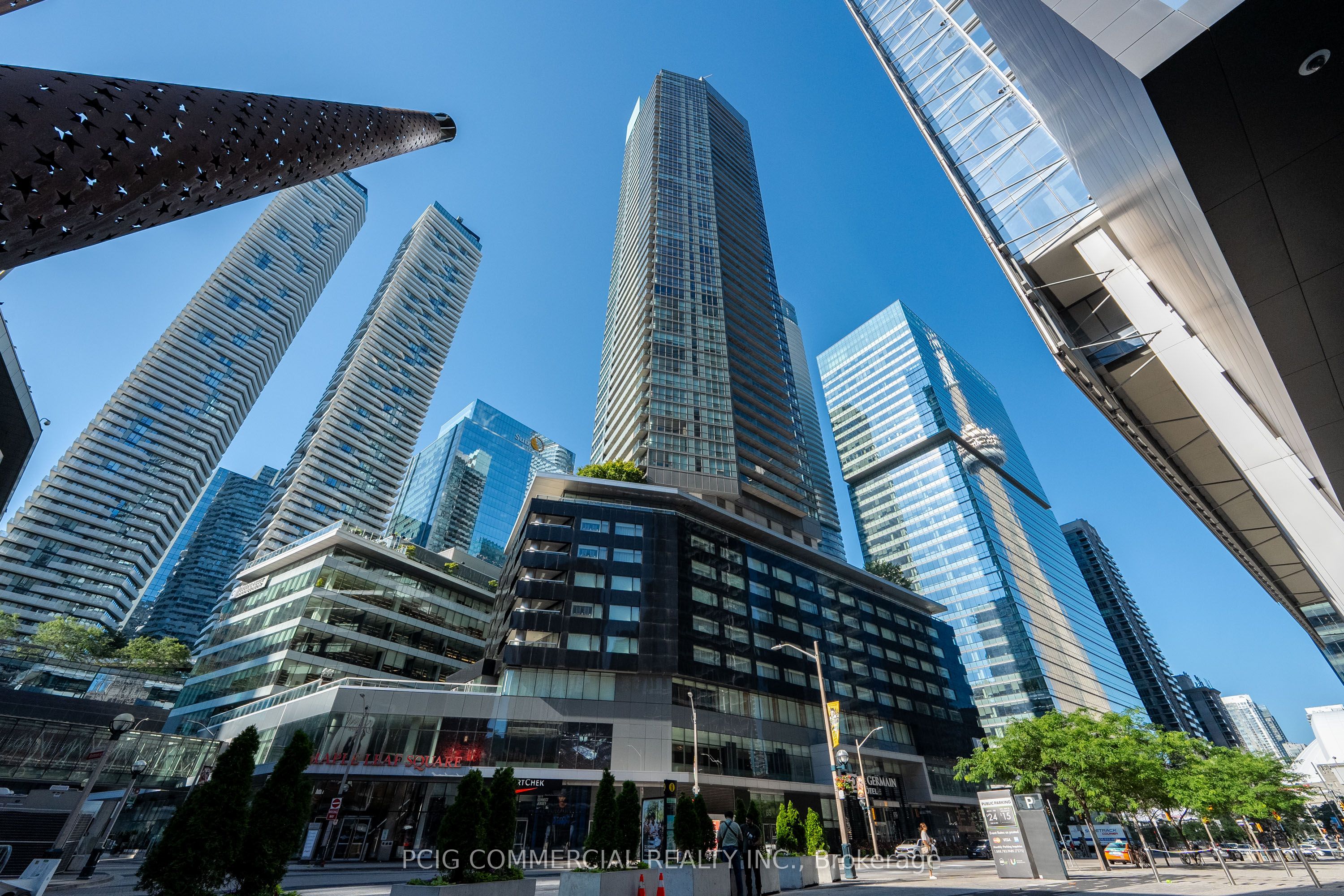 55 Bremner Boulevard 3307, Toronto, ON M5J 0A6 photo 4