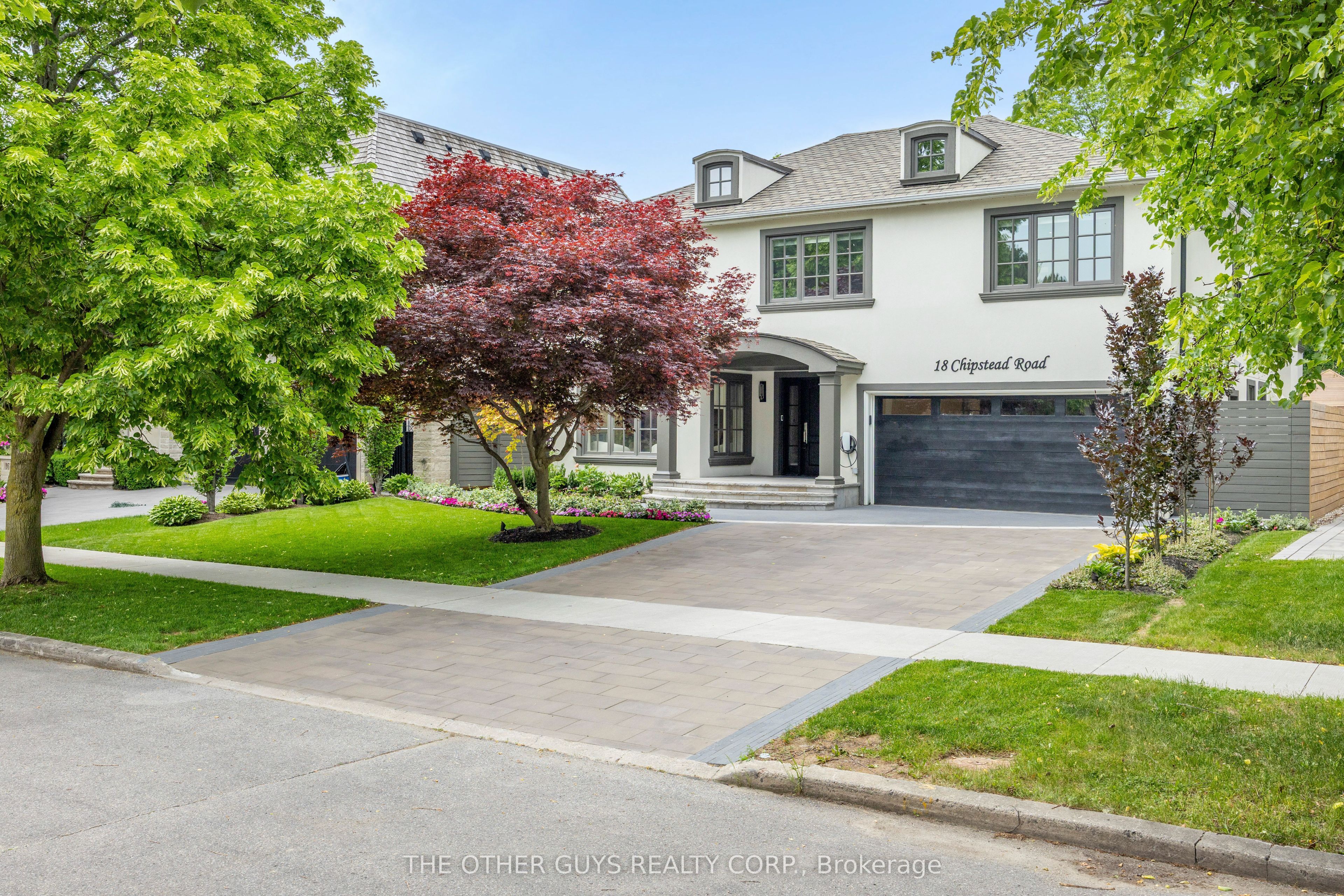 18 Chipstead Road, Toronto, ON M3B 3E6