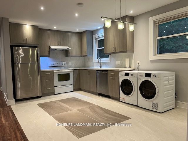 344 Horsham Avenue, Toronto, ON M2R 1G6 photo 2