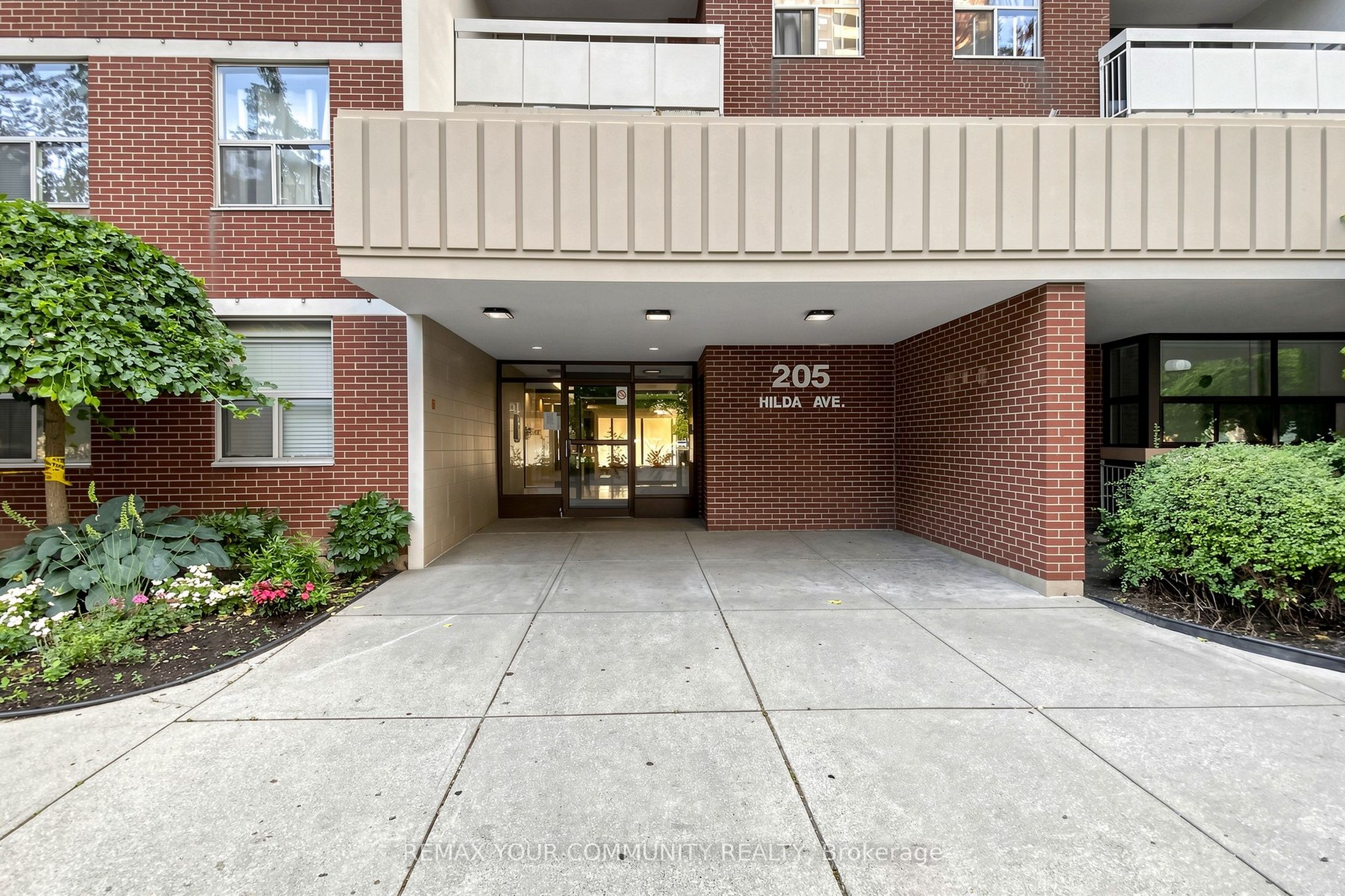 205 Hilda Avenue 1407, Toronto, ON M2M 4B1 photo 5