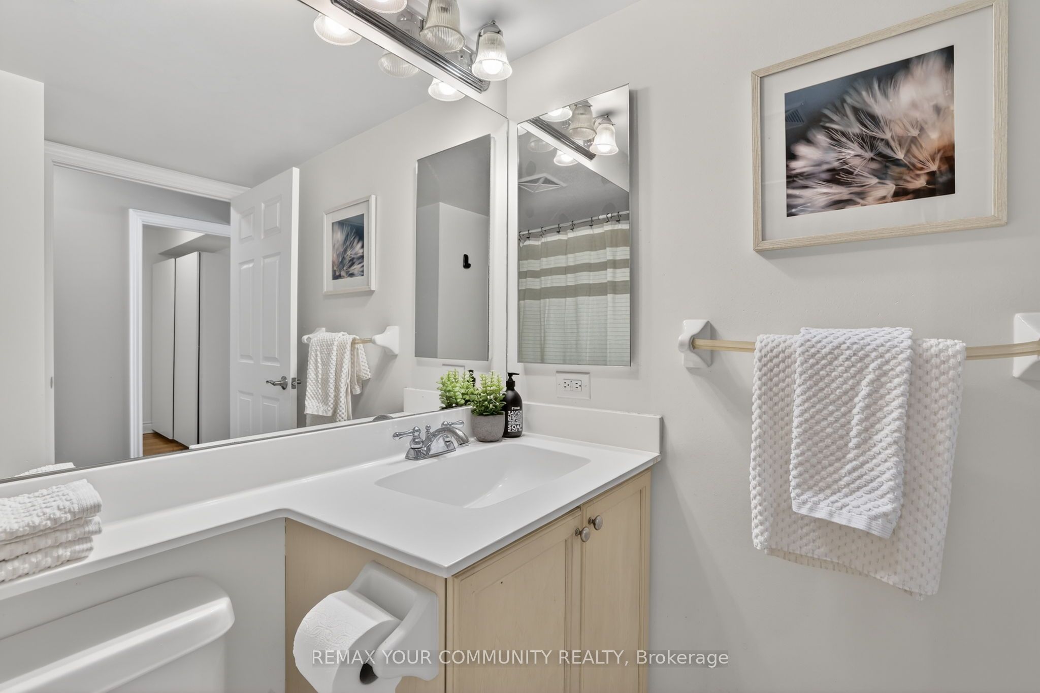 25 Greenview Avenue 622, Toronto, ON M2M 0A5 photo 4