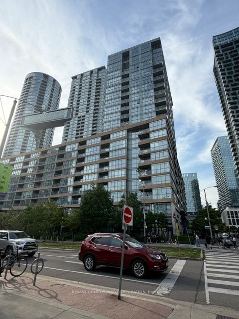 10 Capreol Court 1702, Toronto, ON M5V 4B3