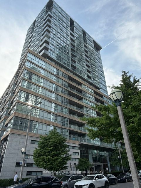 10 Capreol Court 1702, Toronto, ON M5V 4B3 photo 3