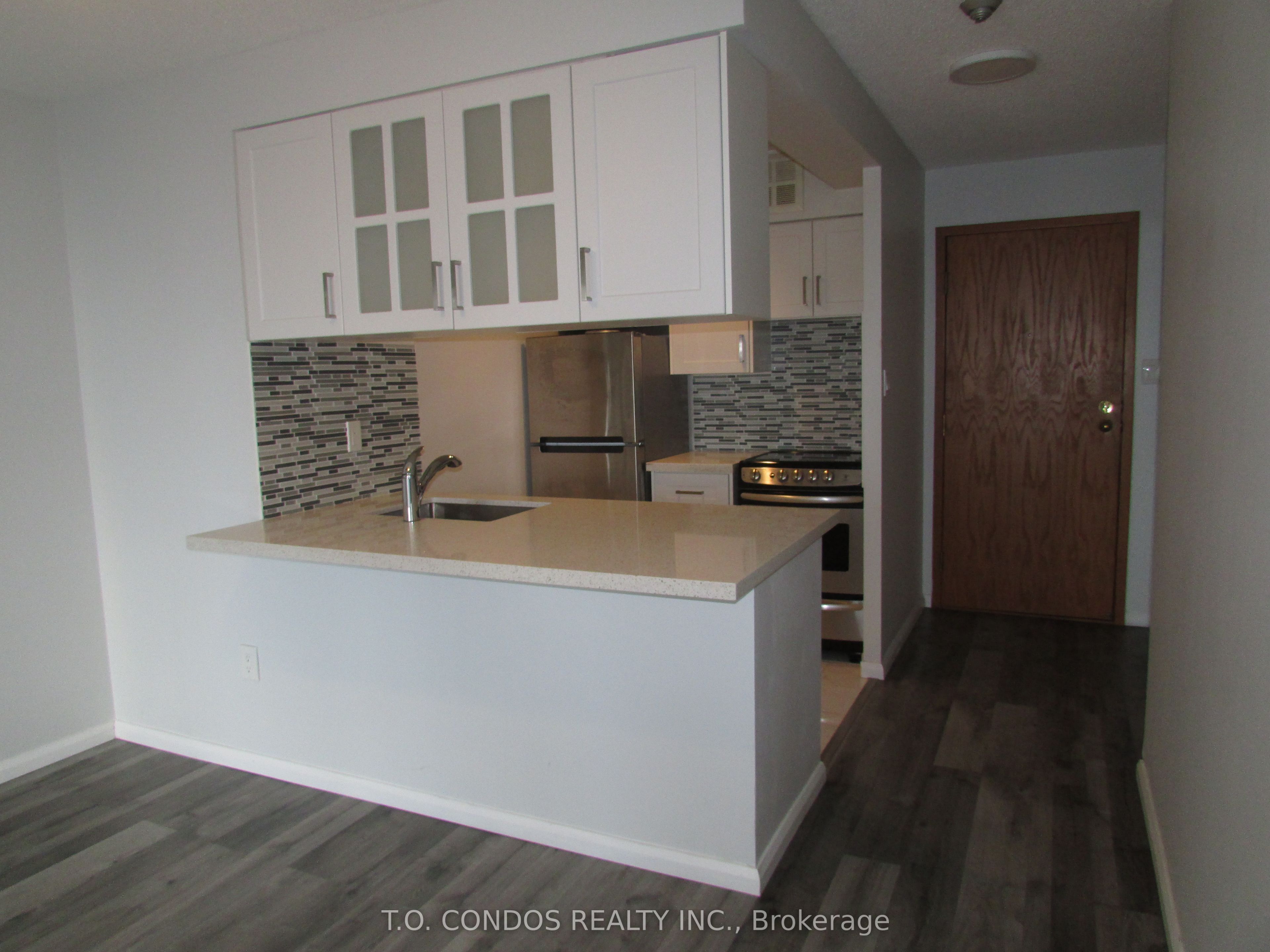 44 St Joseph Street 1417, Toronto, ON M4Y 2W4 photo 2