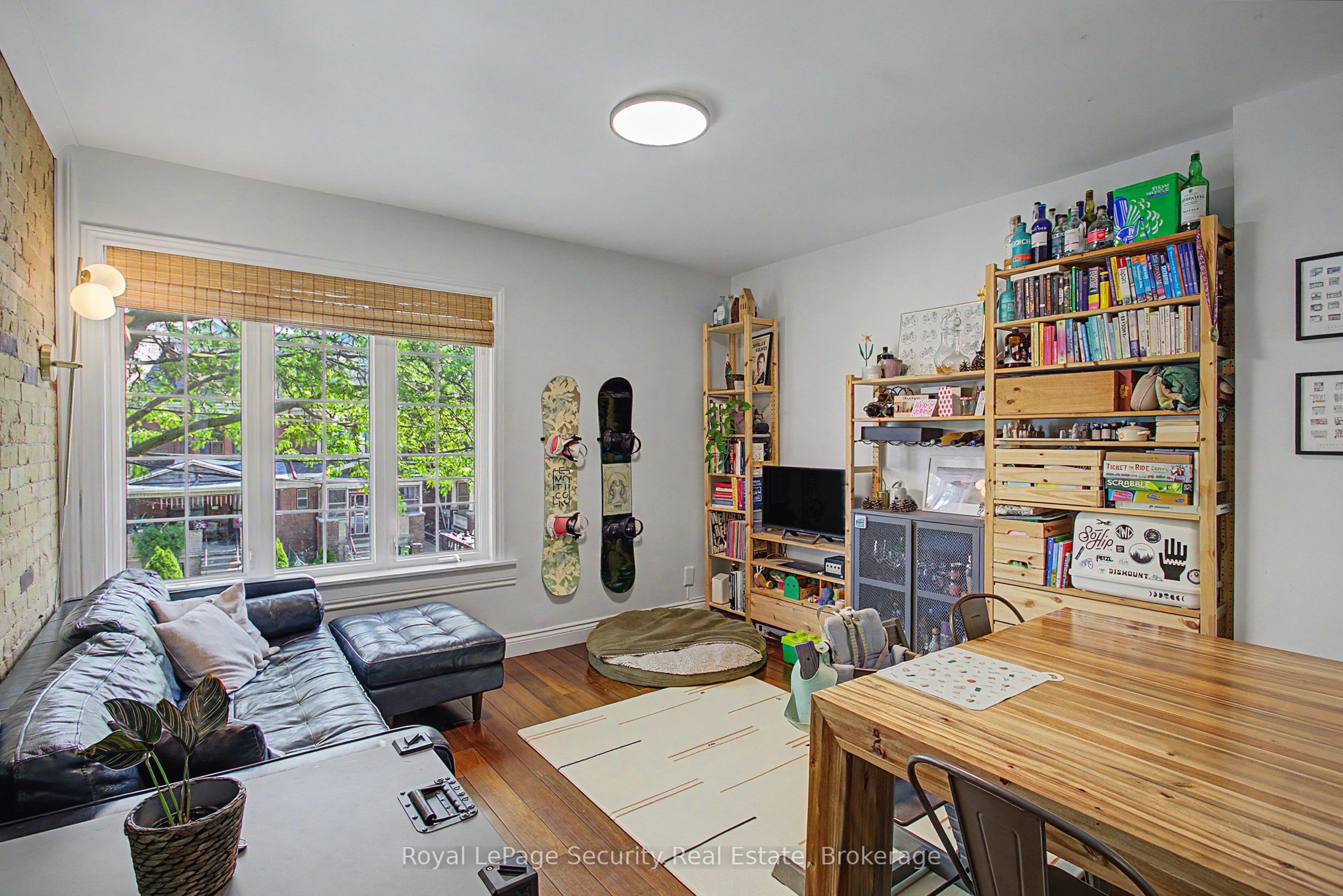 410 Manning Avenue, Toronto, ON M6G 2V7 photo 2