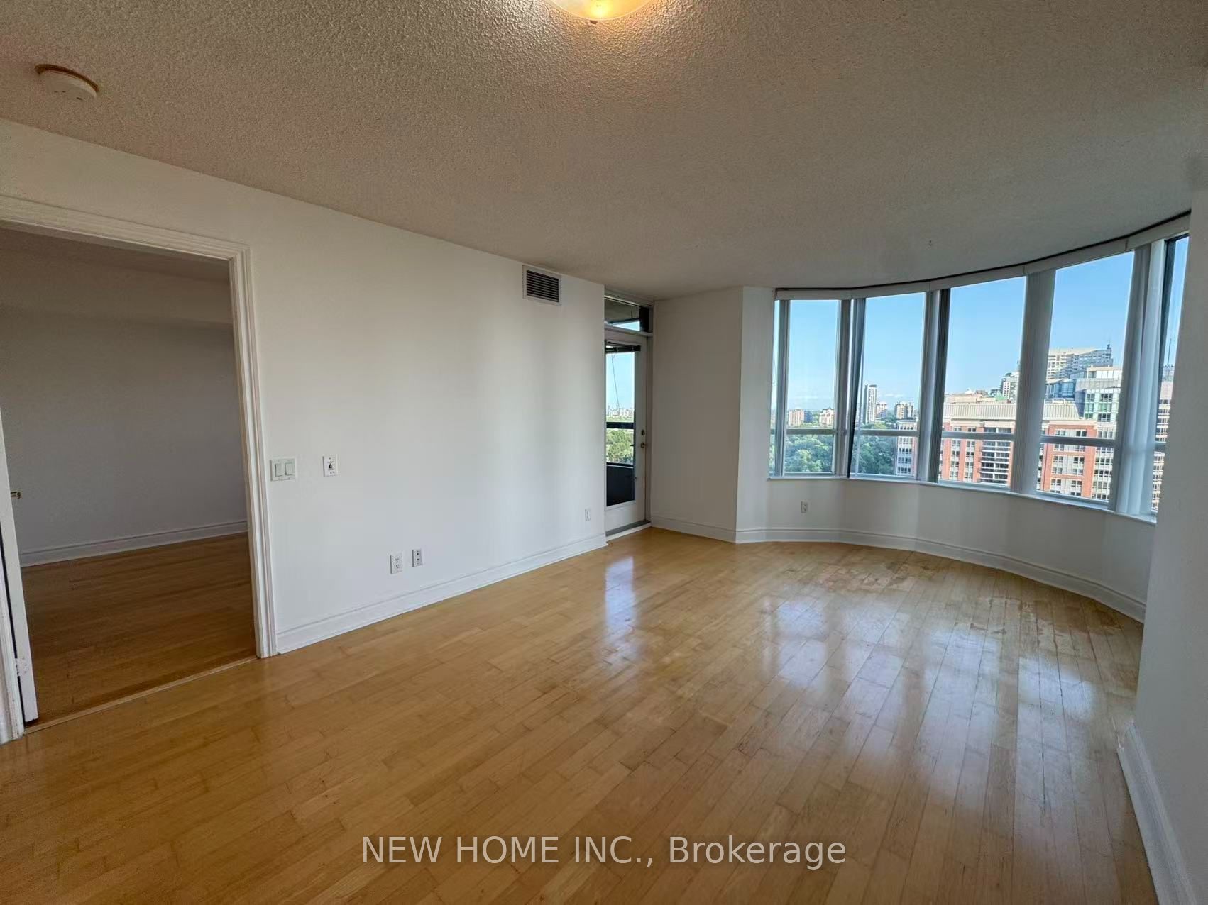 15 Northtown Way 1627, Toronto, ON M2N 7A2 photo 4