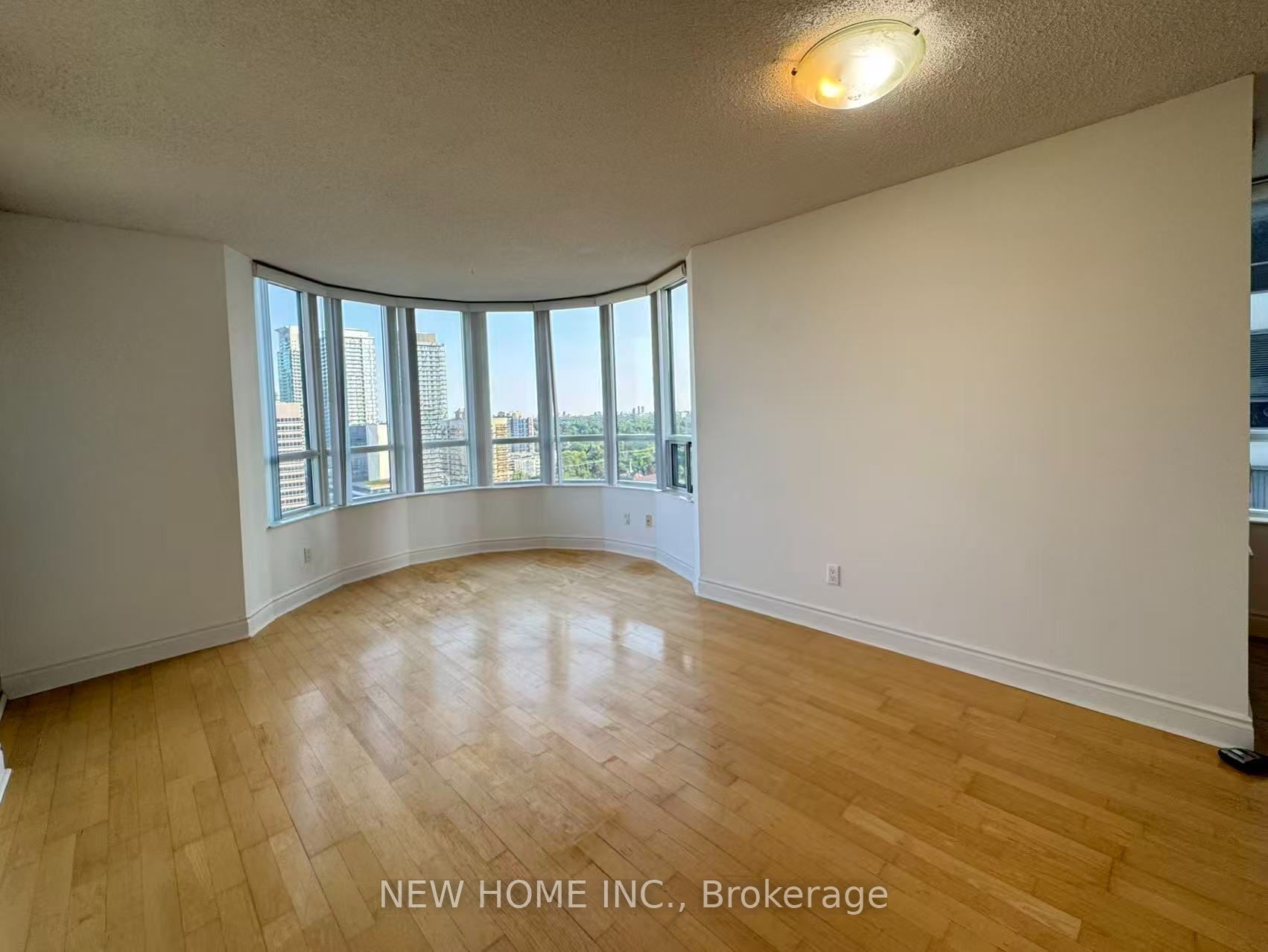 15 Northtown Way 1627, Toronto, ON M2N 7A2 photo 5