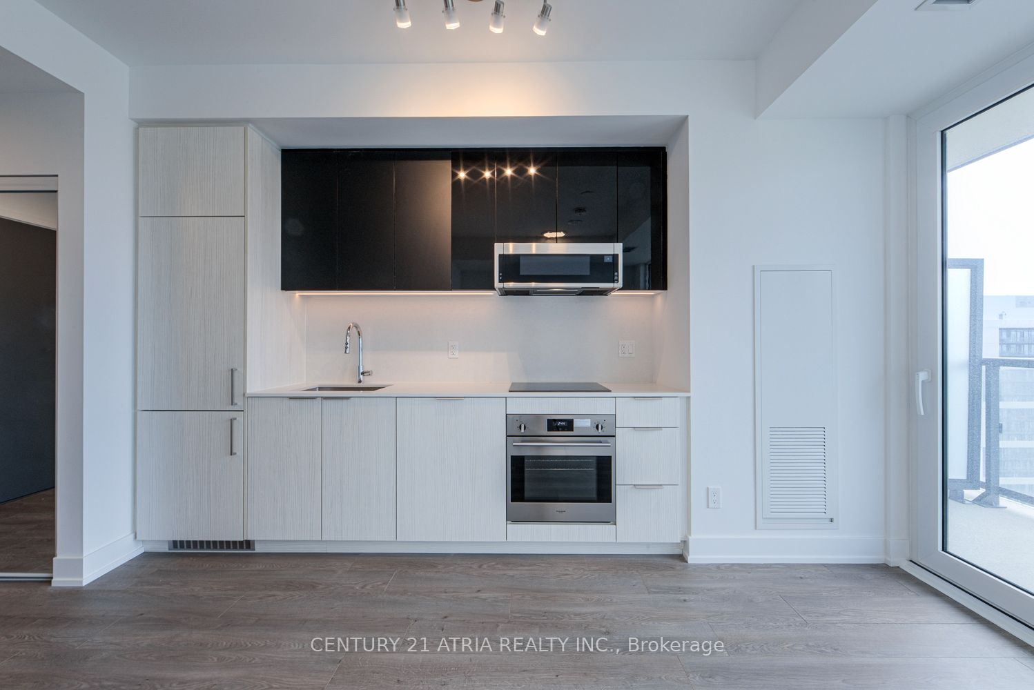 308 Jarvis Street 3204, Toronto, ON M5A 2P2