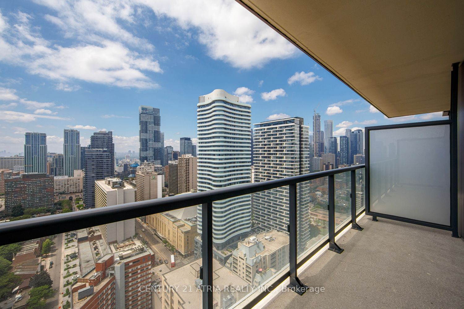 308 Jarvis Street 3204, Toronto, ON M5A 2P2 photo 5