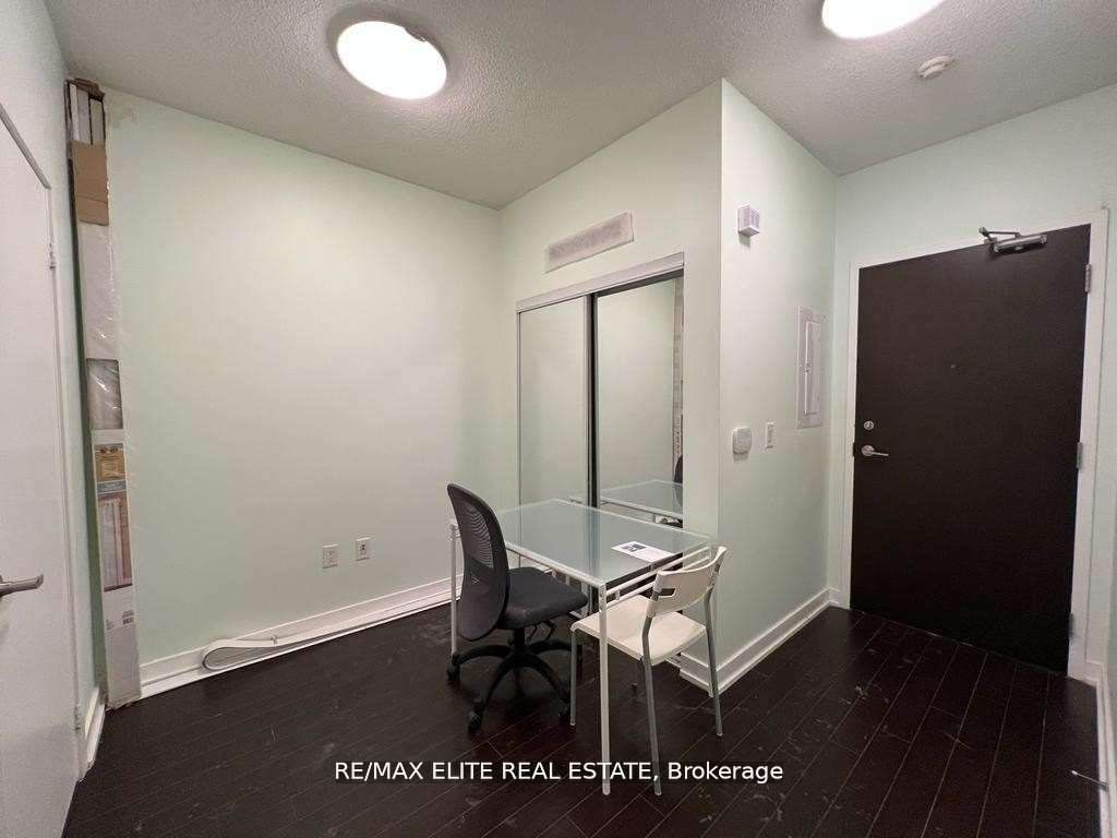 38 Dan Leckie Way 2605, Toronto, ON M5V 2V6 photo 5
