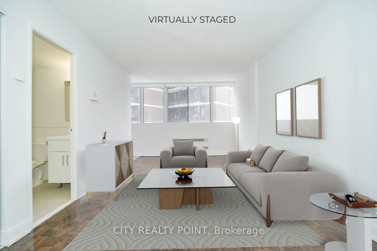 33 Isabella Street 2405, Toronto, ON M4Y 2P7 photo 3