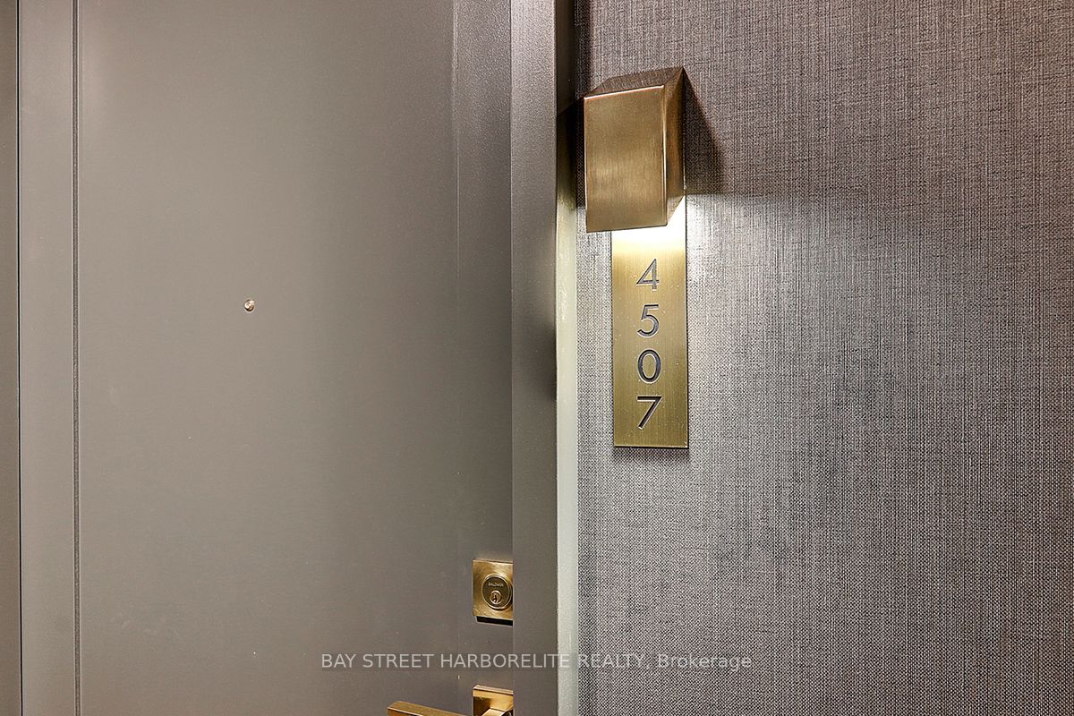 50 Charles Street E 4507, Toronto, ON M4Y 0C3 photo 3