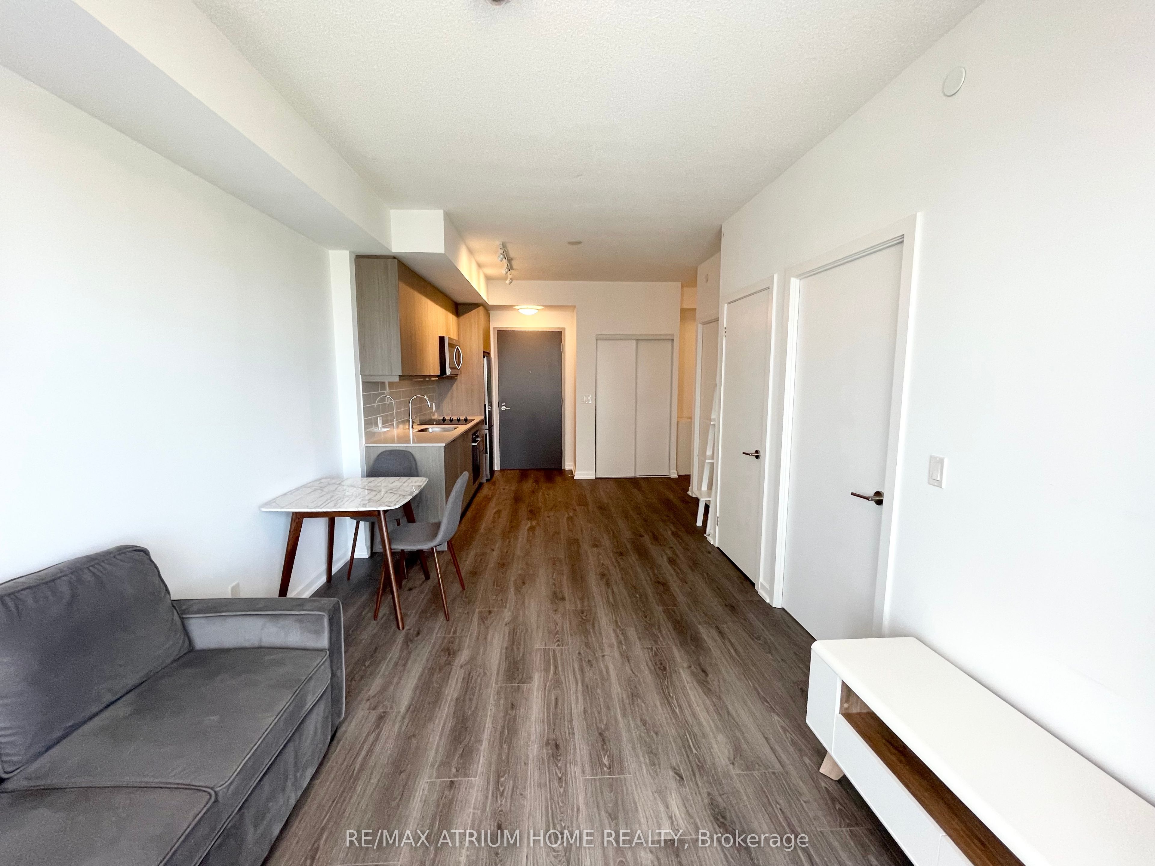 38 Forest Manor Road 1701, Toronto, ON M2J 0H4 photo 2
