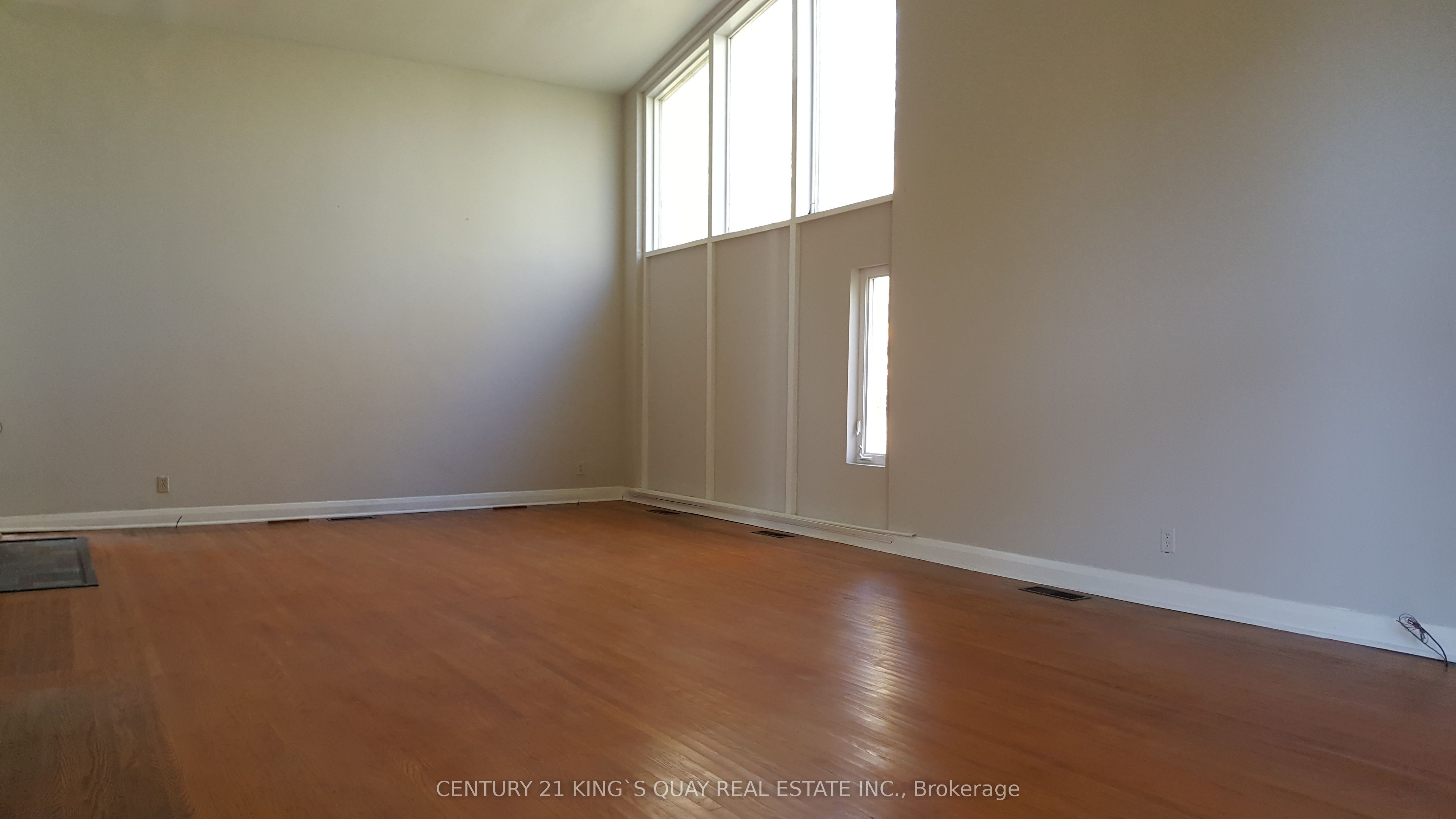 63 Banbury Road, Toronto, ON M3B 2K9 photo 4