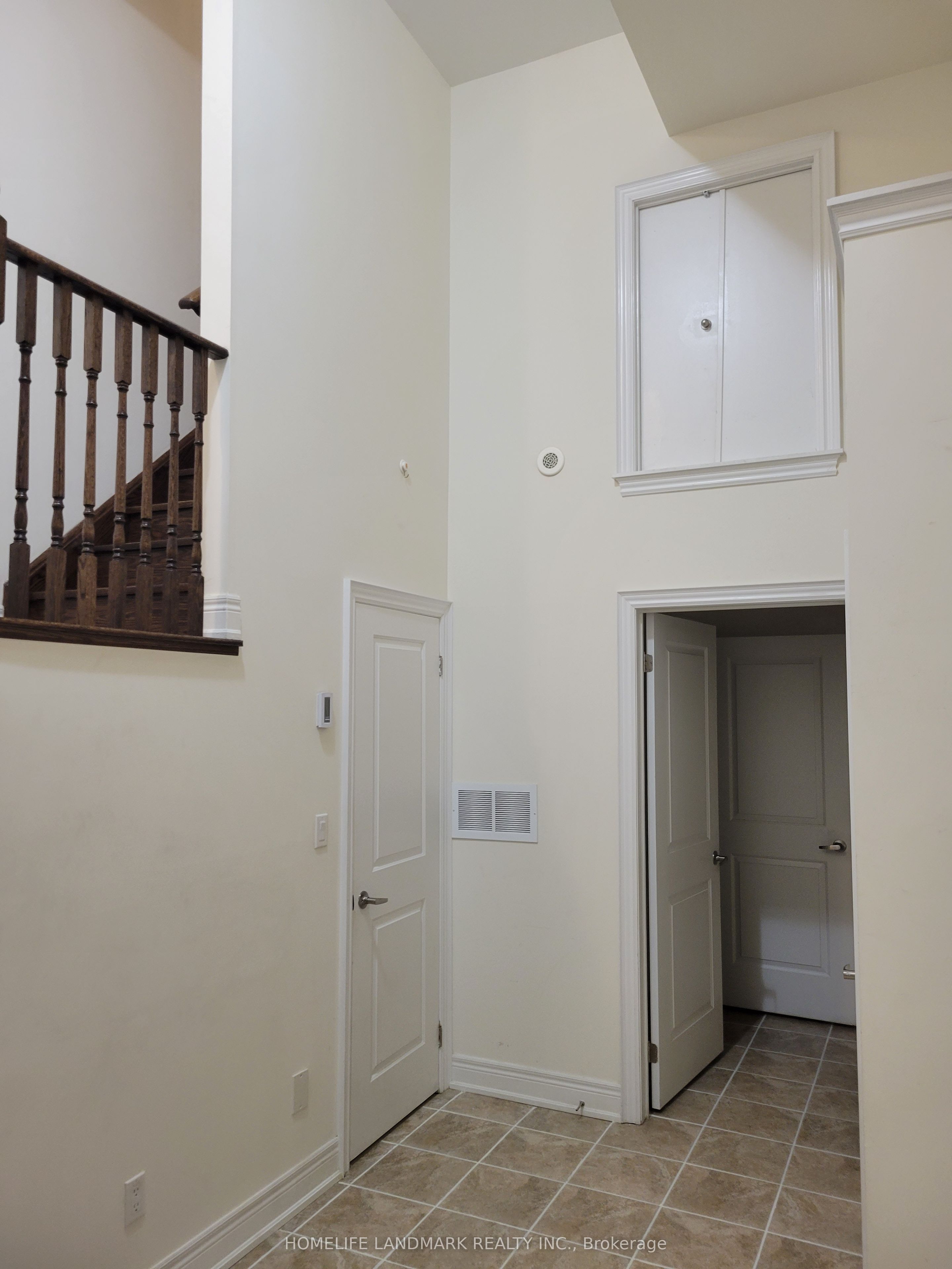 50 Hargrave Lane 4, Toronto, ON M4N 0A4 photo 4