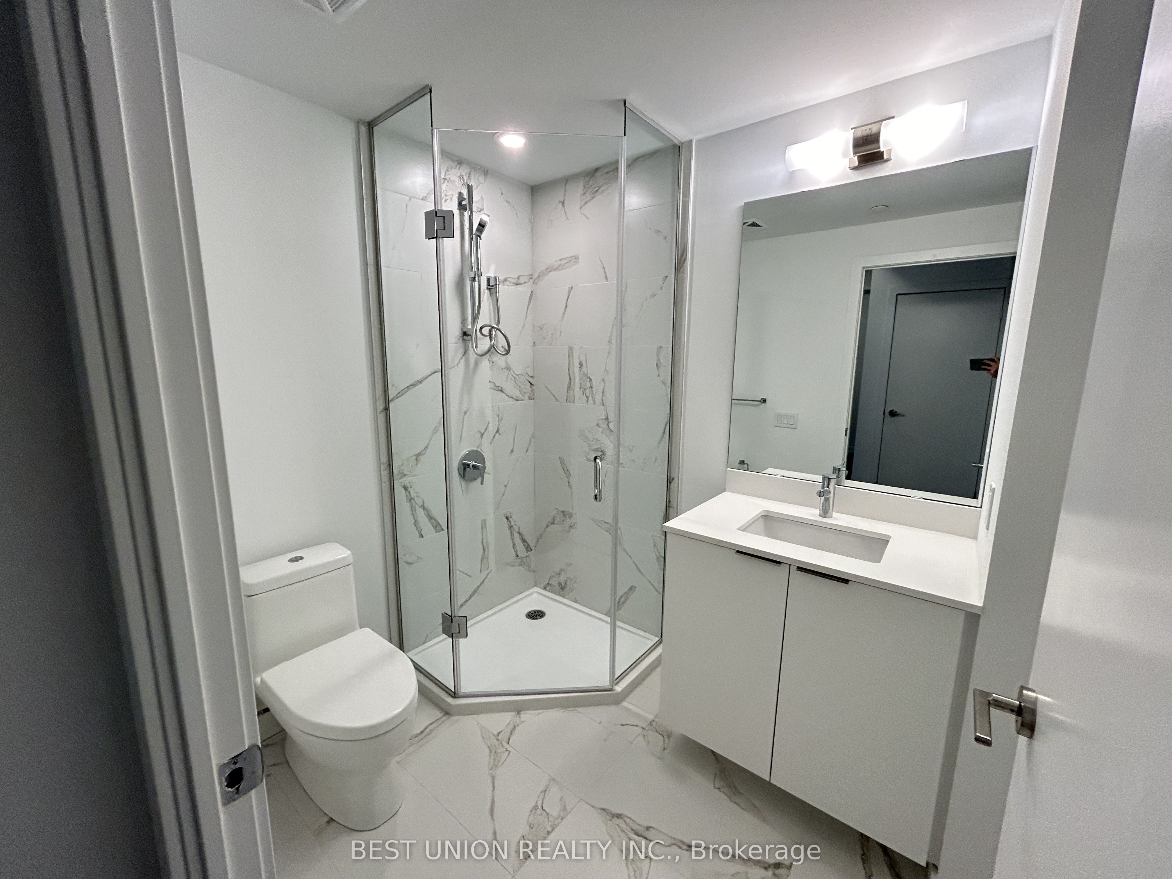 8 OLYMPIC GARDEN Drive S2801, Toronto, ON M2M 0B9 photo 4